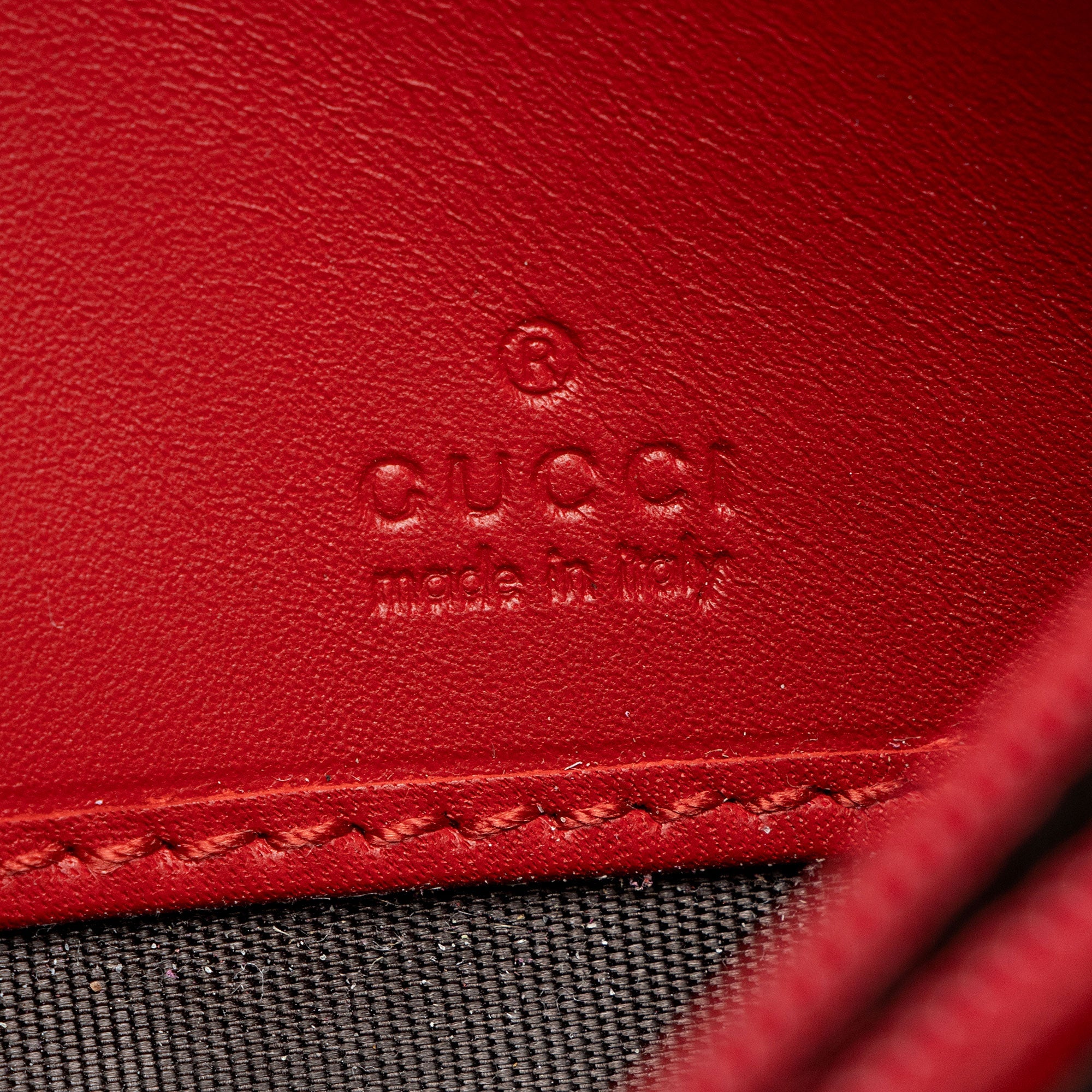 Gucci Calfskin Two-Tone Continental Wallet (SHF-fQrh9H)