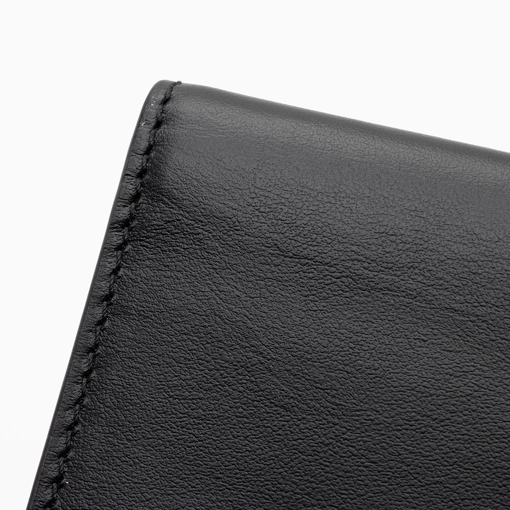 Gucci Calfskin Logo Bi-Fold Wallet (SHF-zmHcUT)