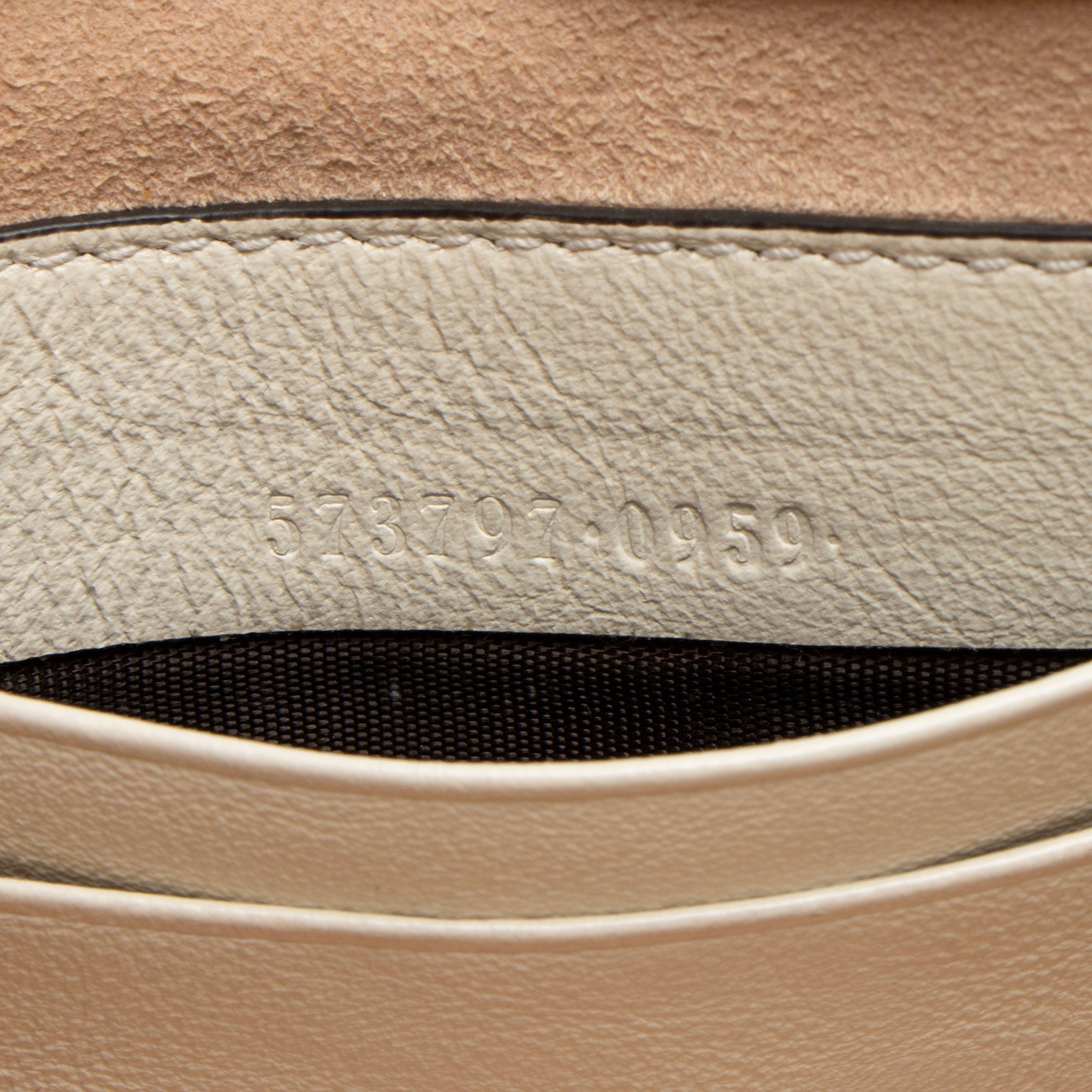 Gucci Calfskin Rajah Mini Flap Bag (SHF-ofd1Mc)