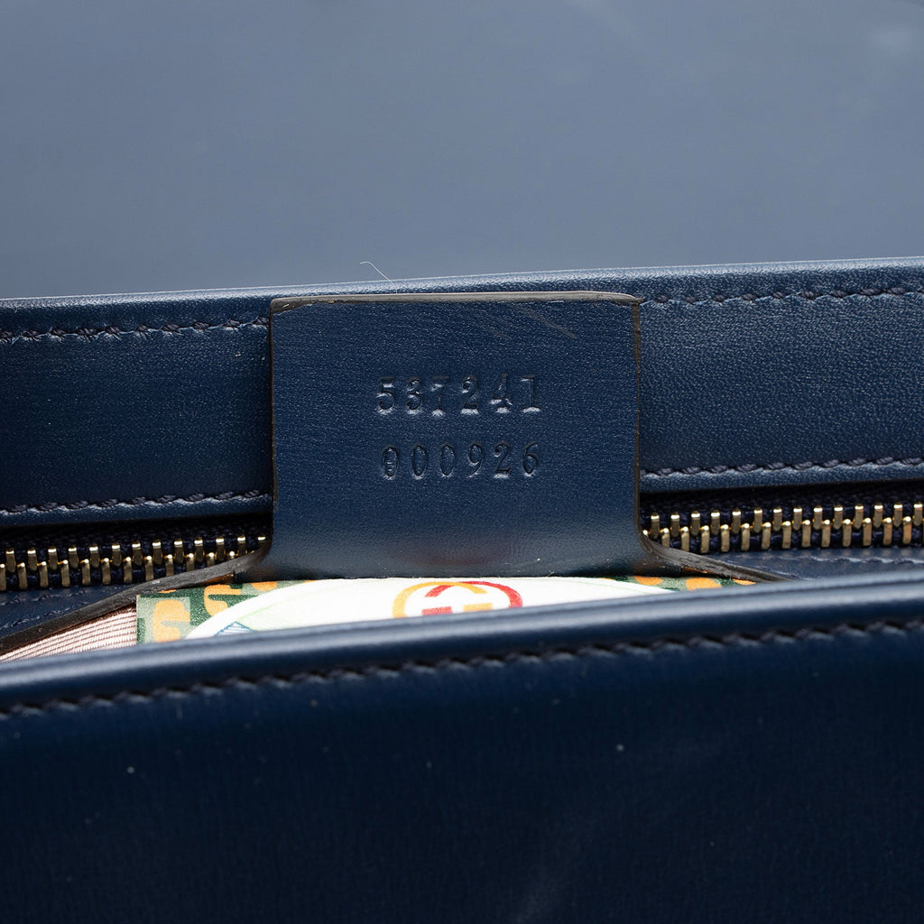 Gucci Calfskin Rajah Zumi Medium Shoulder Bag (SHF-bv9Xhf)
