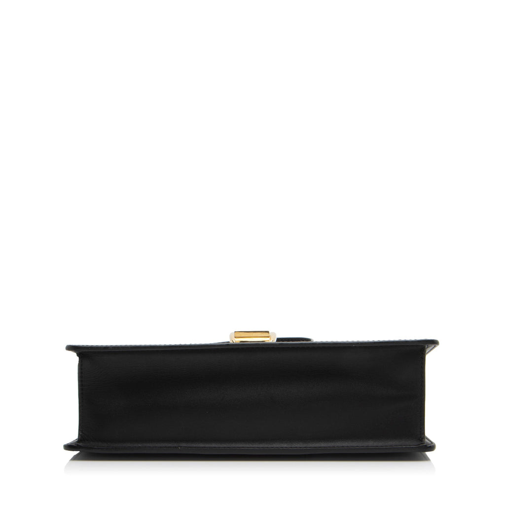 Gucci Calfskin Sylvie Small Shoulder Bag (SHF-0C37e0)
