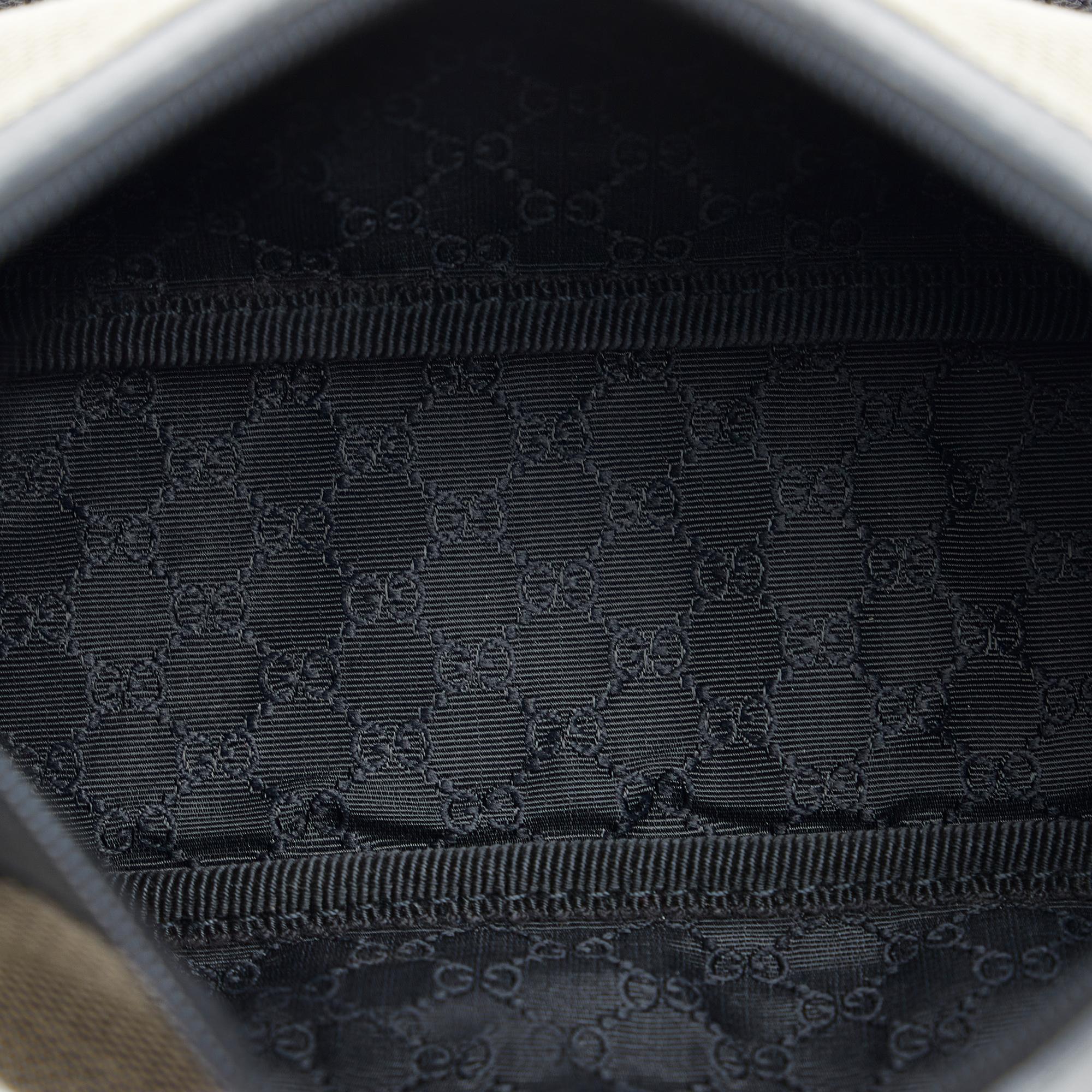 Gucci Canvas Baguette (SHG-jVeAk8)