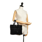 Gucci Canvas Handbag (SHG-28501)