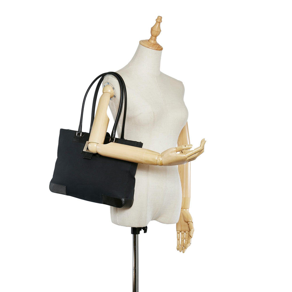 Gucci Canvas Handbag (SHG-31838)