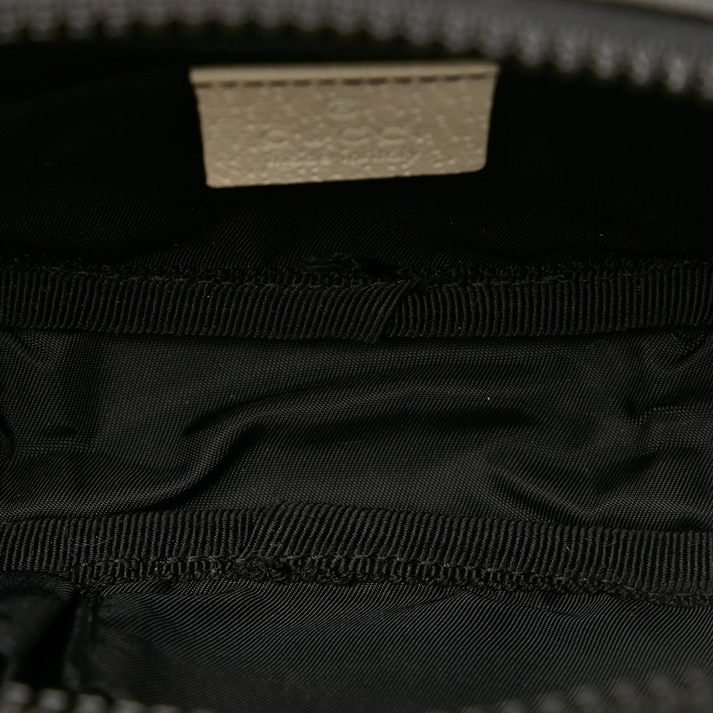Gucci Canvas Pouch (SHG-25993)