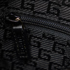 Gucci Canvas Shoulder Bag (SHG-3KiGwd)