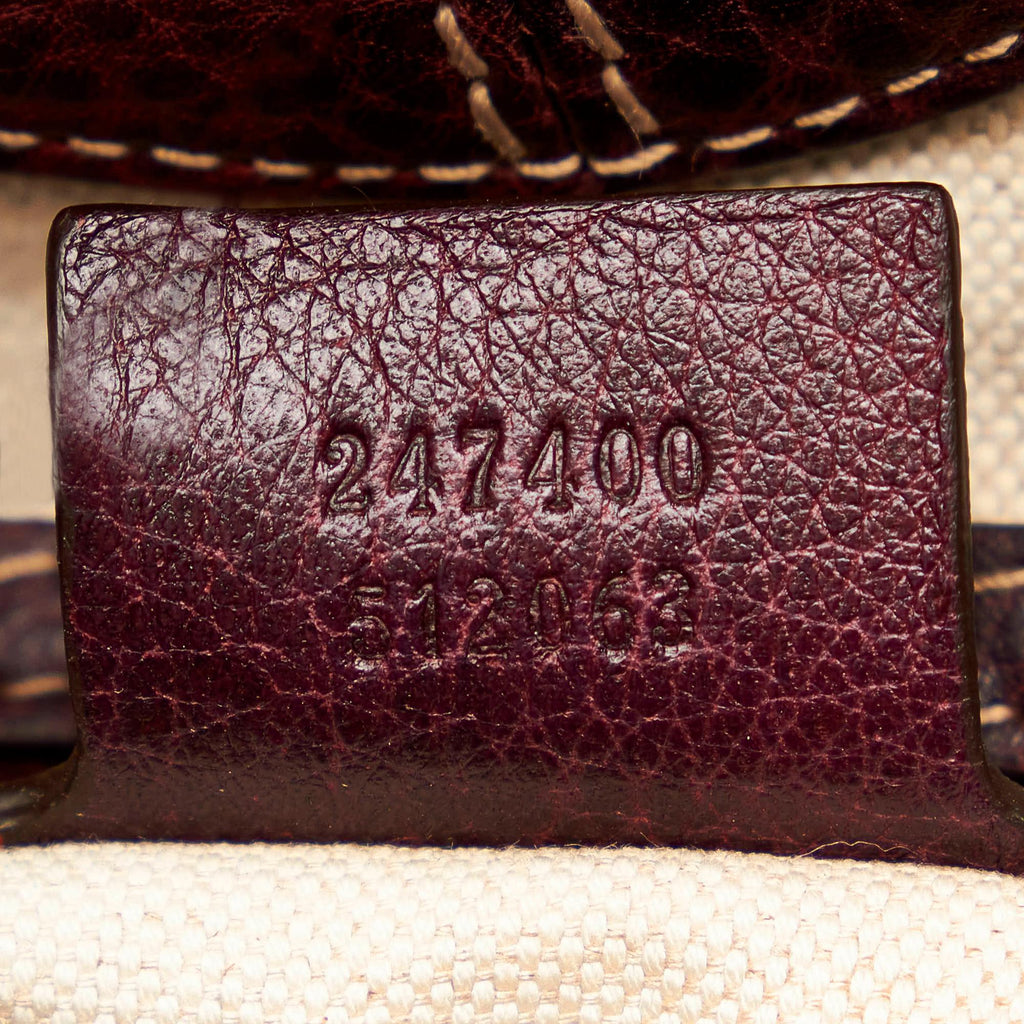 Gucci Charlotte Leather Shoulder Bag (SHG-30155)