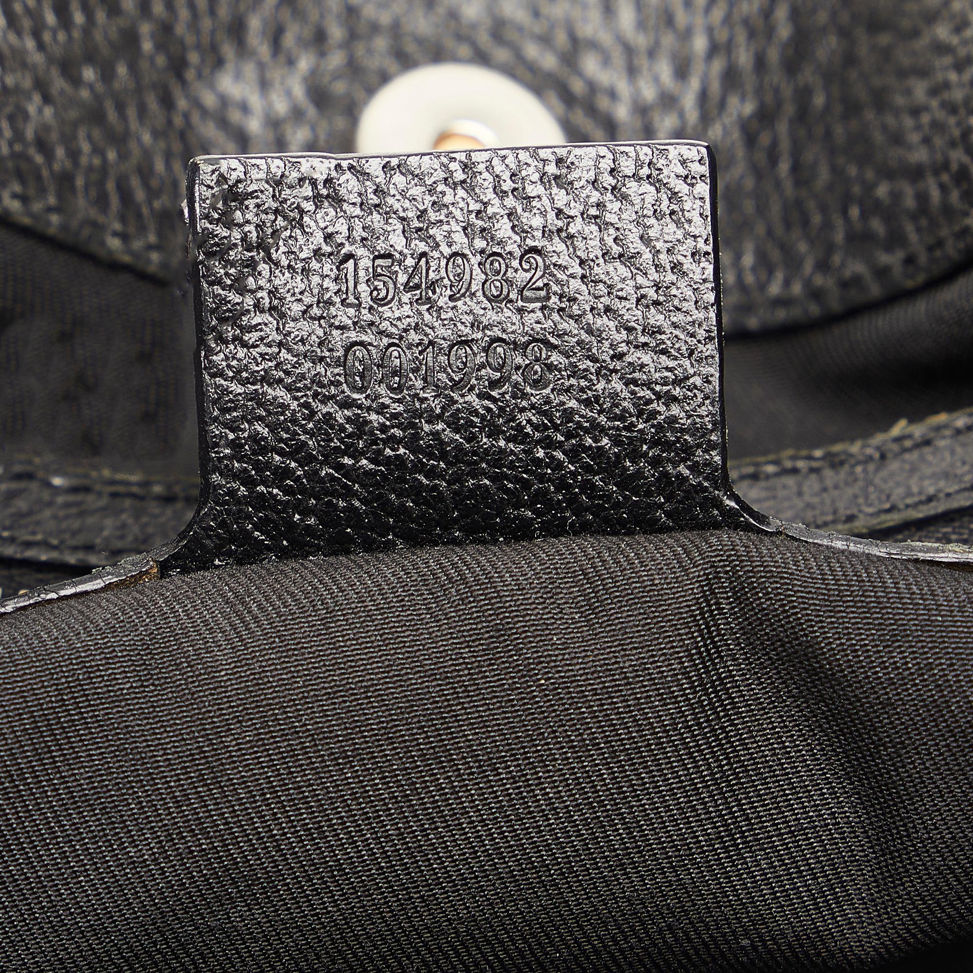 Gucci Charmy GG Canvas Shoulder Bag (SHG-26kHzx)