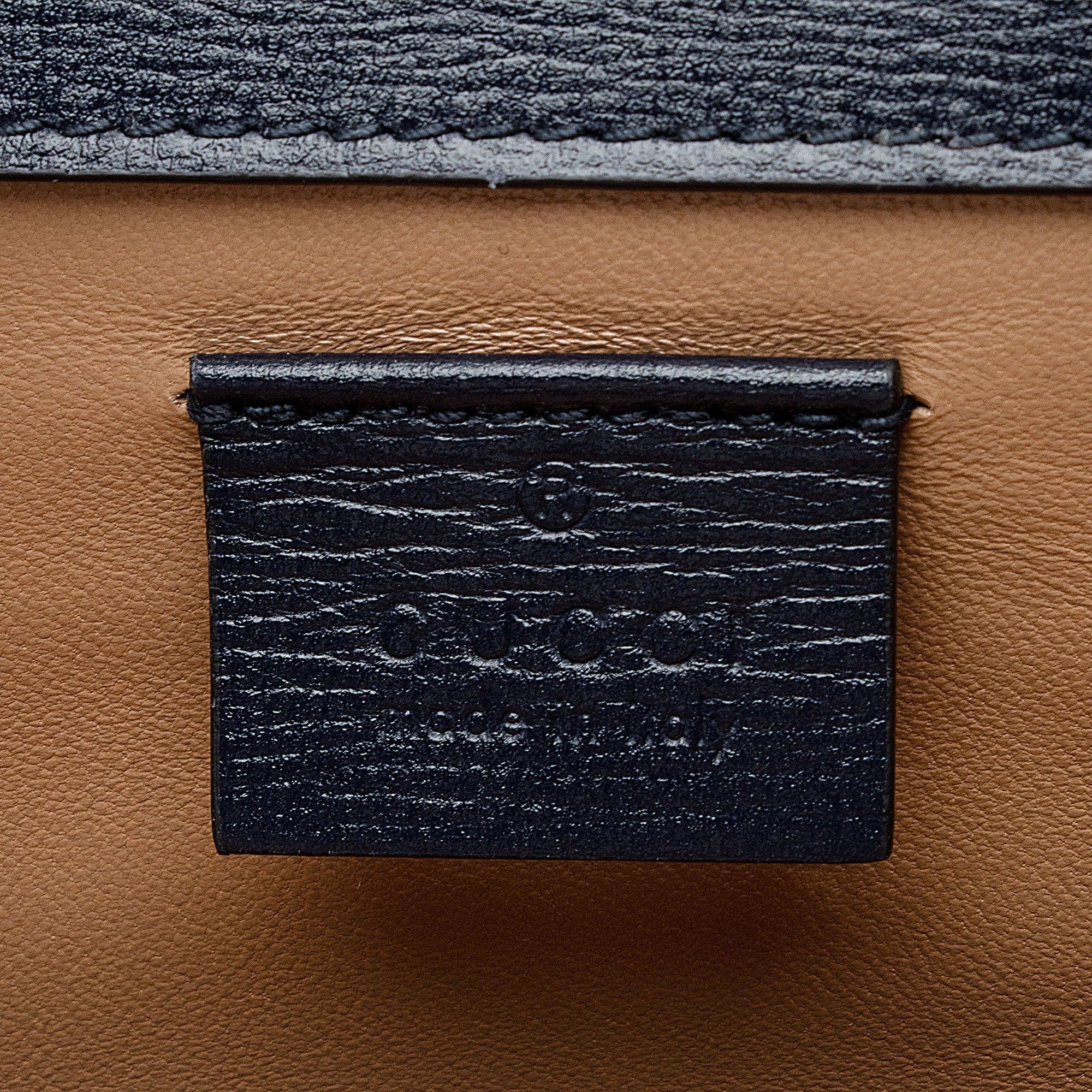 Gucci Corduroy Dionysus Small Shoulder Bag (SHF-NJk85f)