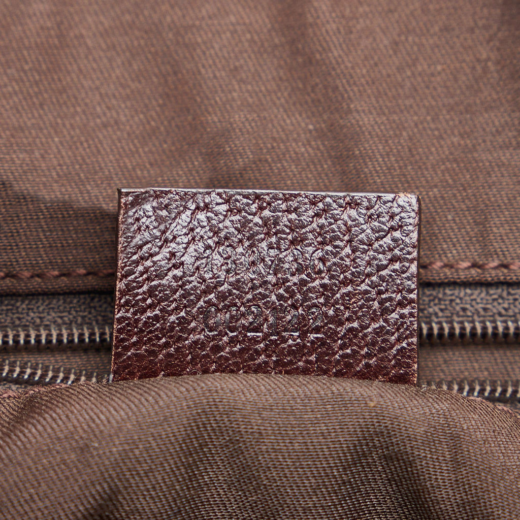 Gucci D-Ring Gg Canvas Pelham Shoulder Bag (SHG-TlunTA)
