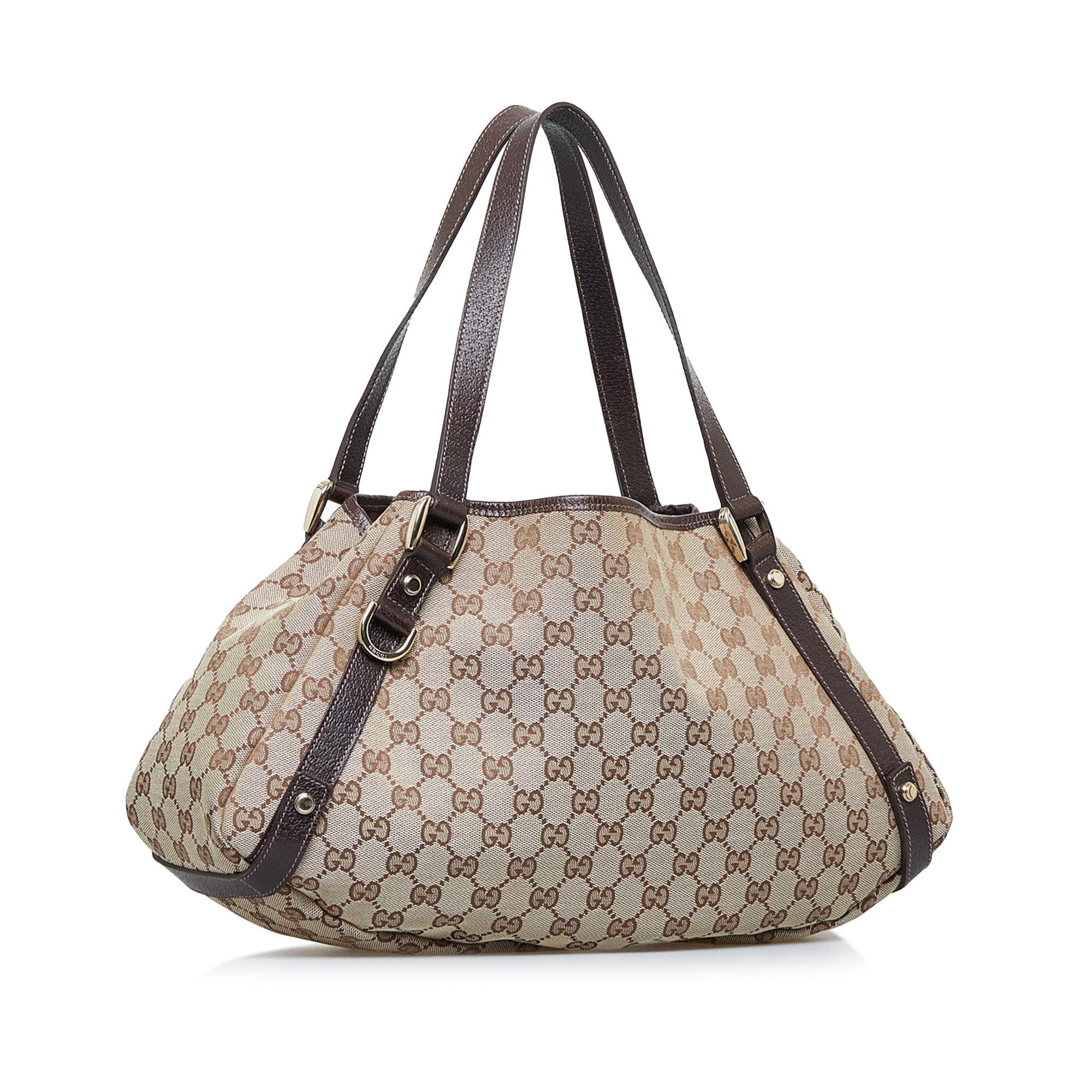 Gucci D-Ring Gg Canvas Pelham Shoulder Bag (SHG-TlunTA)