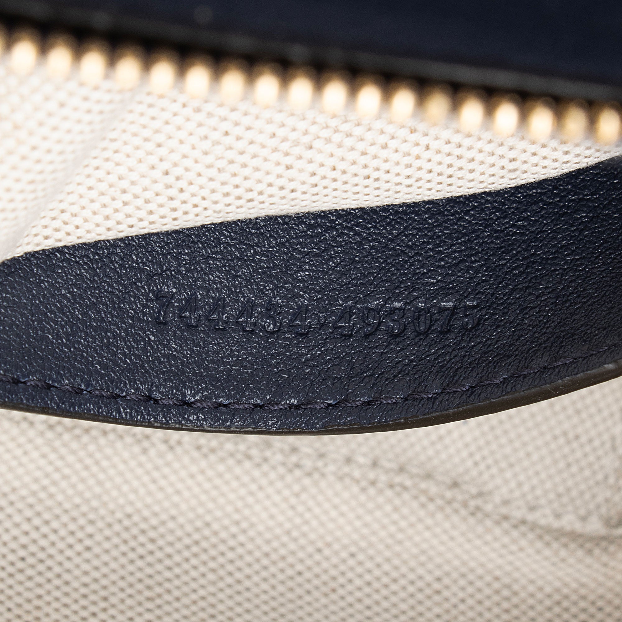 Gucci Diagonal Stitched Calfskin Blondie Top Handle (SHF-XClOQA)