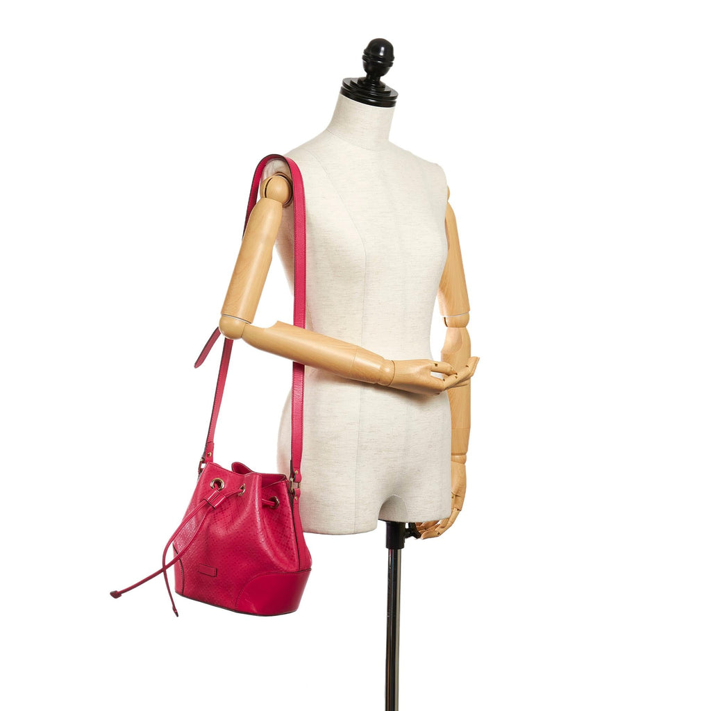 Gucci Diamante Bright Leather Bucket Bag (SHG-29104)