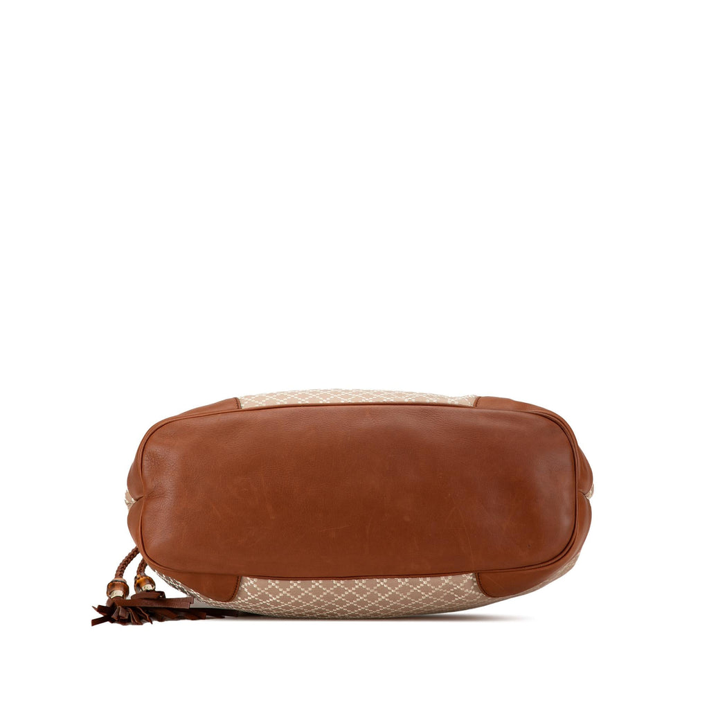 Gucci Diamante Canvas Eva Shoulder Bag (SHG-oQPtVB)