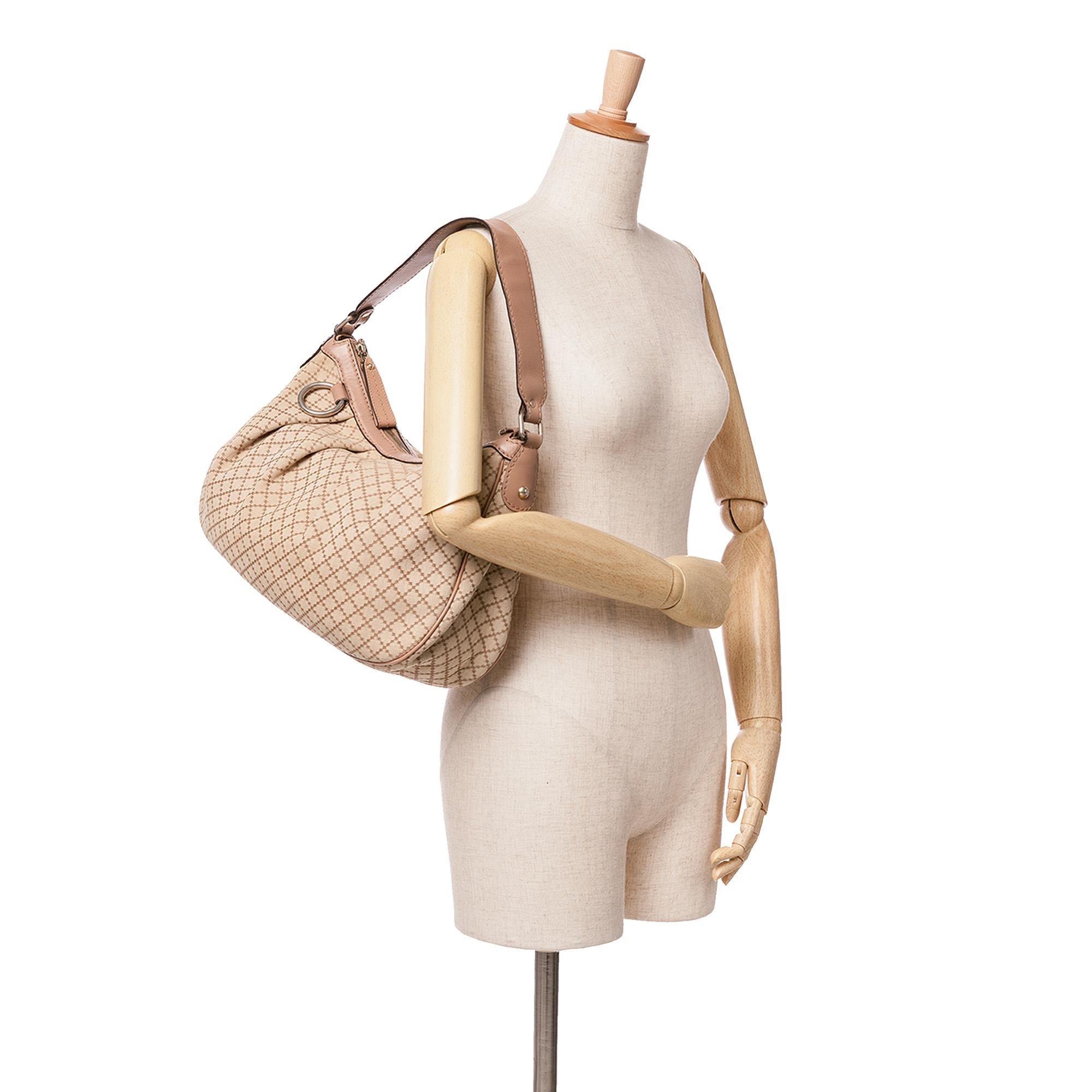 Gucci Diamante Canvas Sukey Shoulder Bag (SHG-TRUQvg)