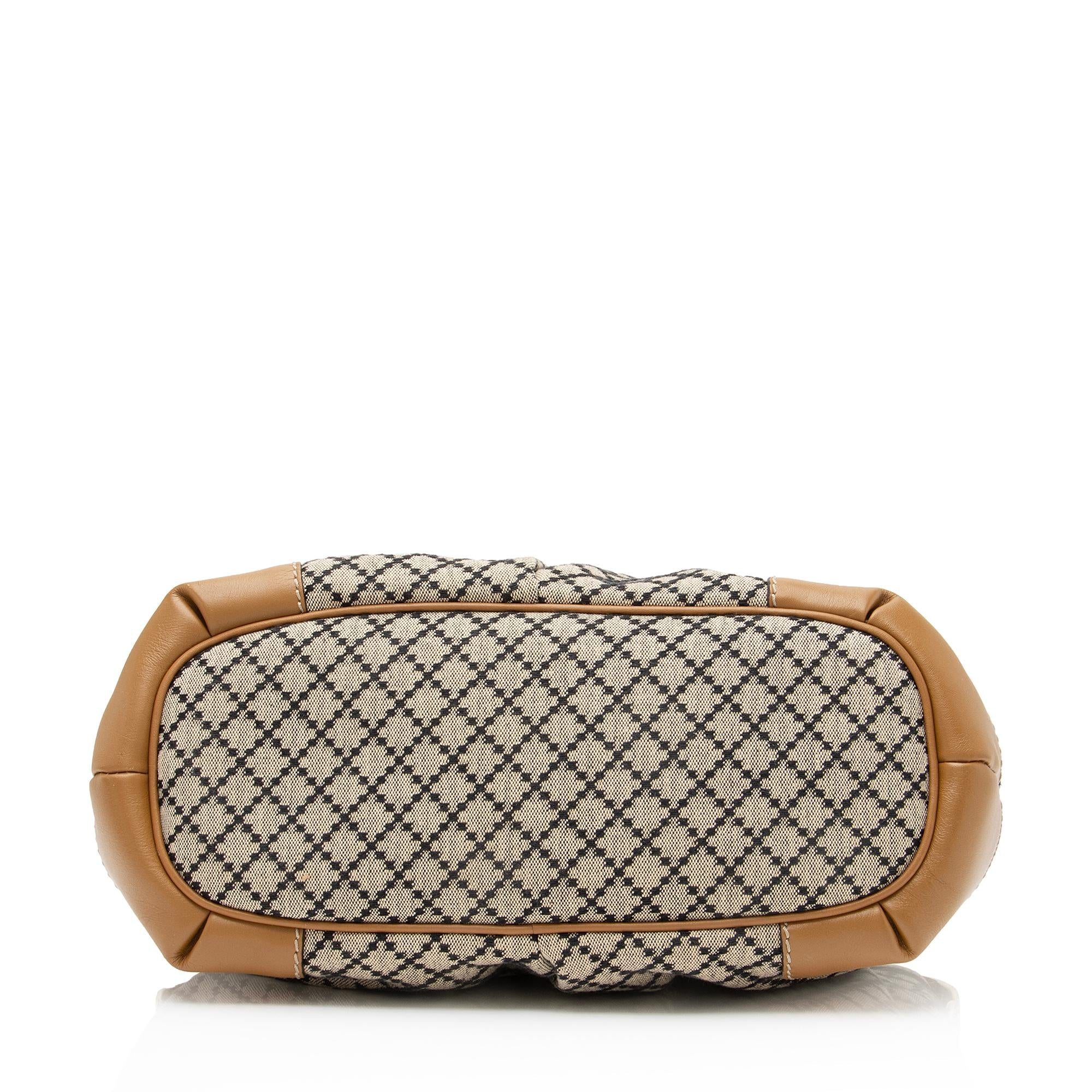 Gucci Diamante Canvas Sukey Top Handle Medium Satchel (SHF-23618)