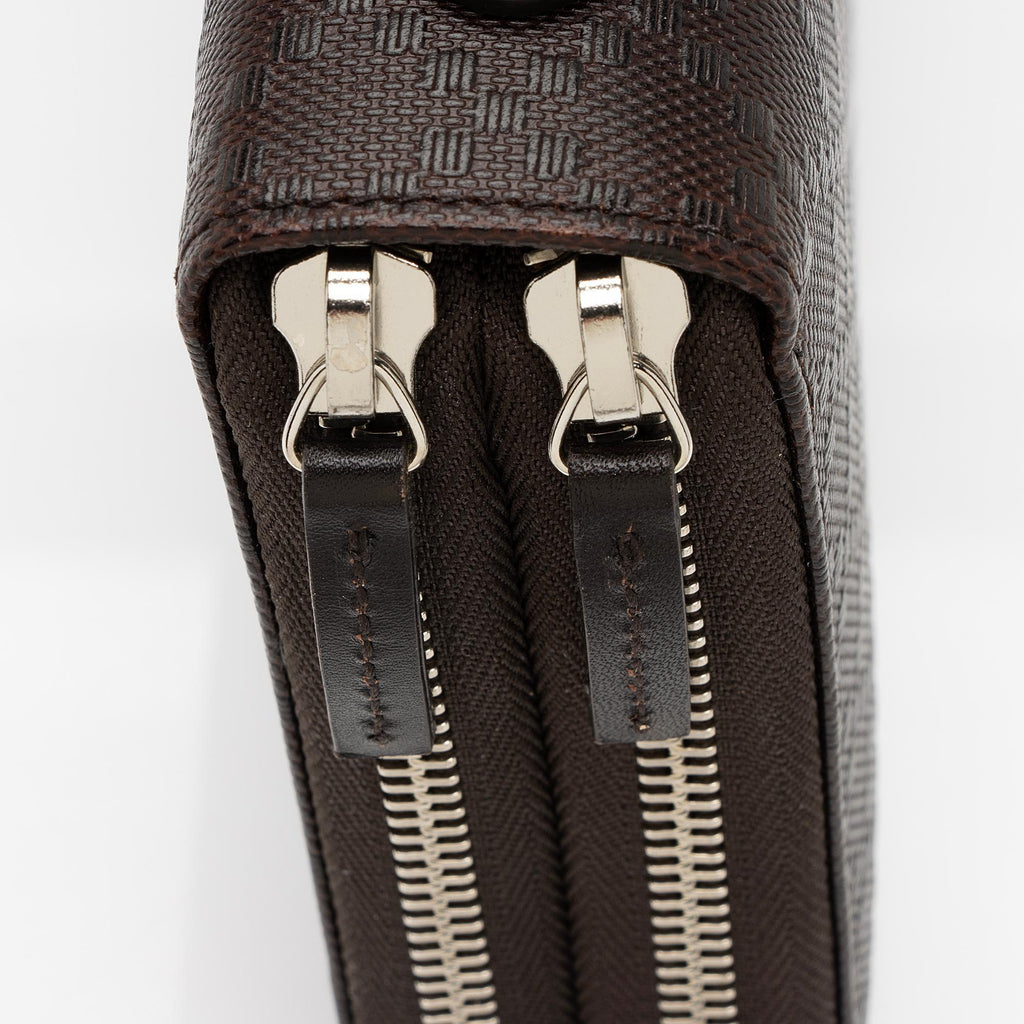 Gucci Diamante Leather Travel Document Case (SHF-pGklZA)