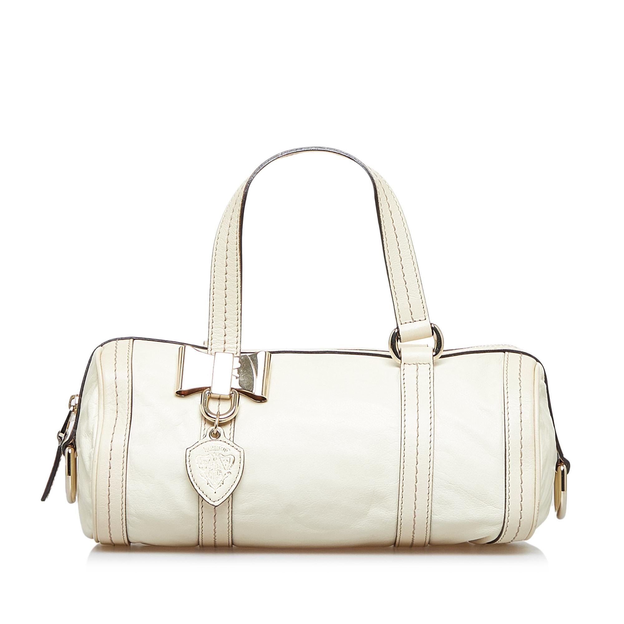 Gucci Duchessa Handbag (SHG-AxMv8c)