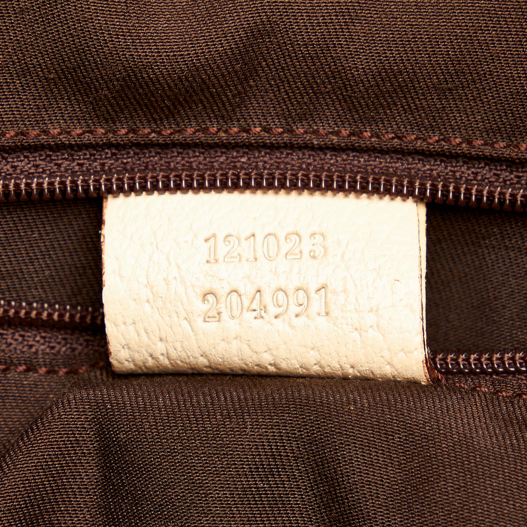 Gucci Eclipse GG Shoulder Bag (SHG-BXqPyQ)