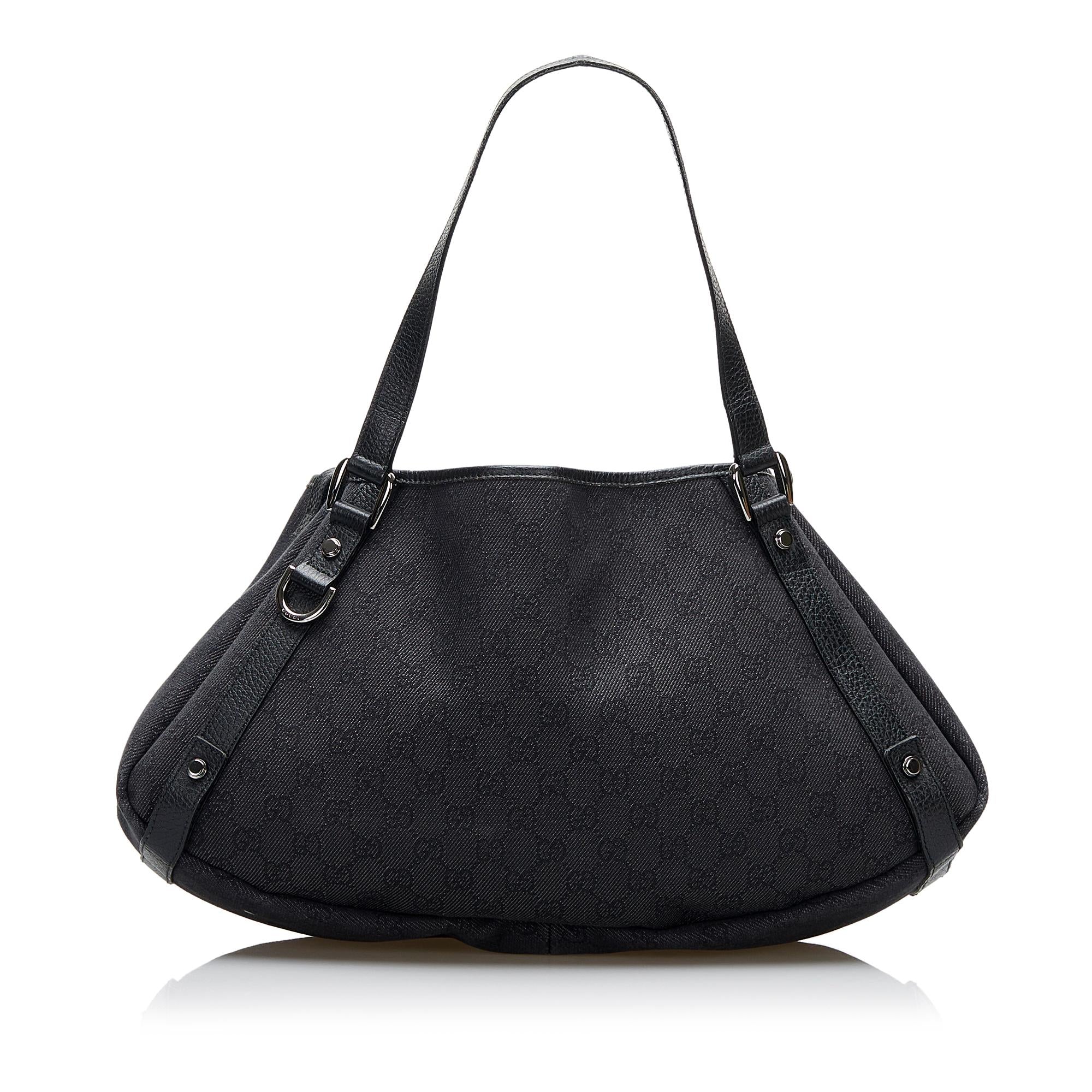 Gucci G Canvas Pelham Shoulder Bag (SHG-xAfaJw)