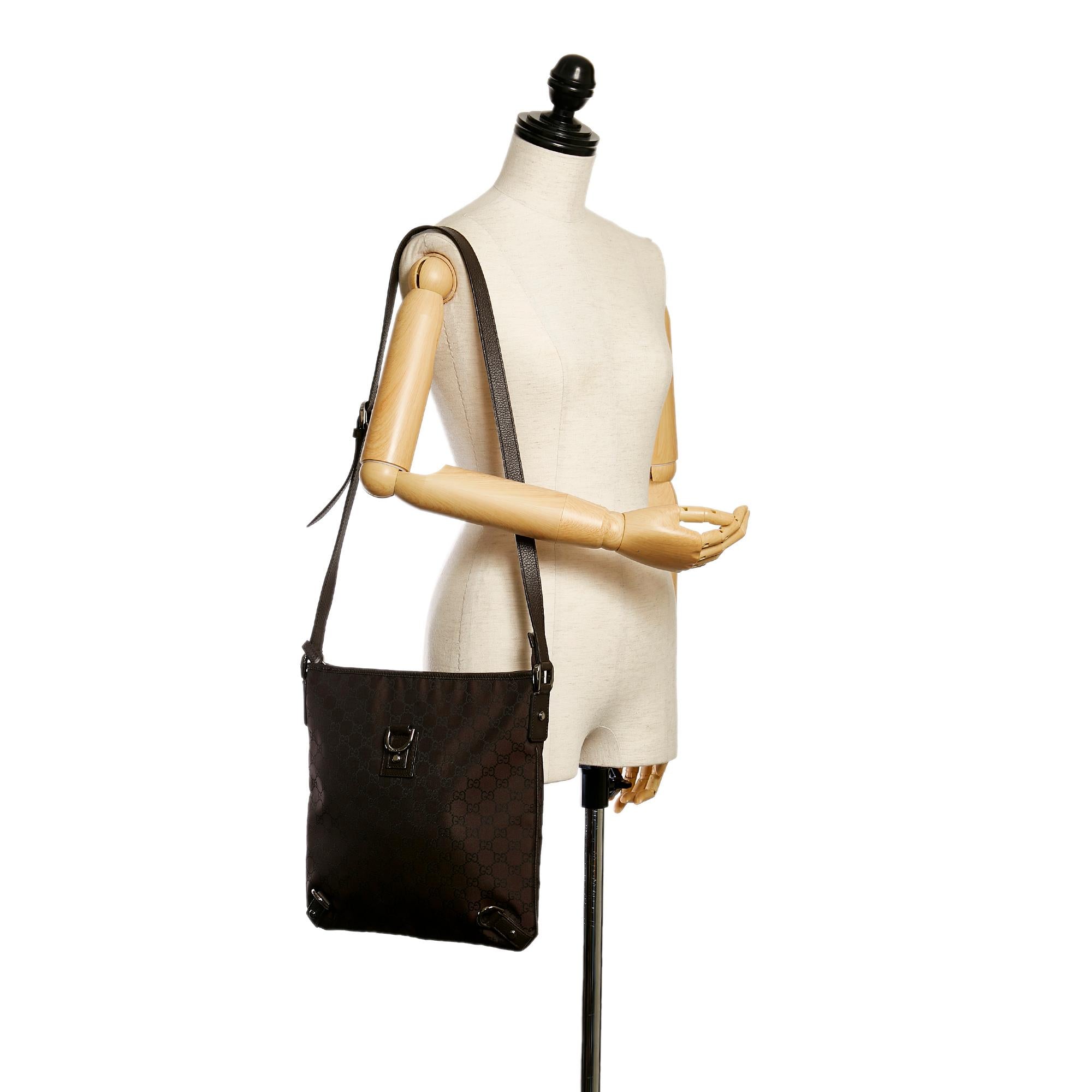 Gucci GG Canvas Abbey D-Ring Crossbody Bag (SHG-30862)