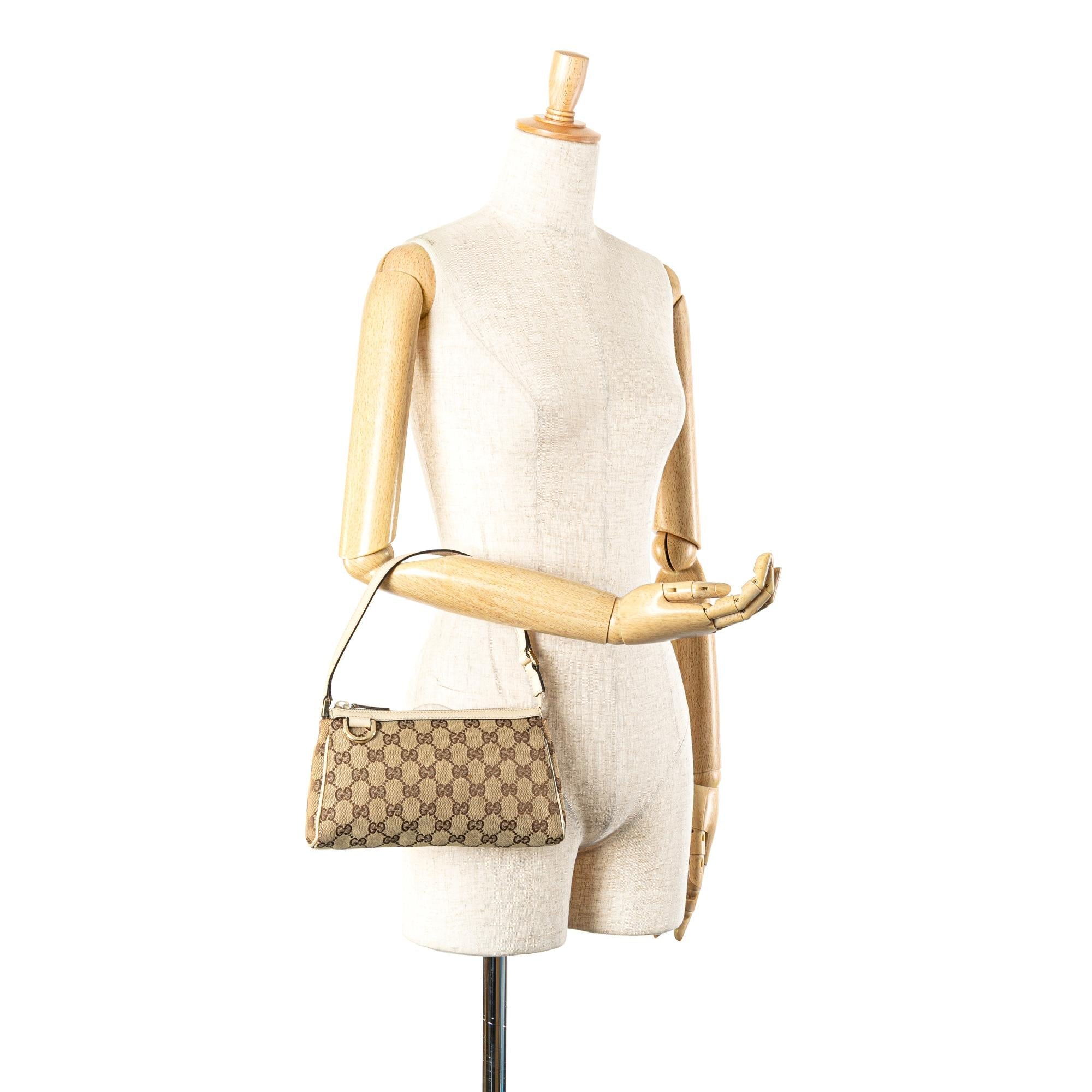 Gucci GG Canvas Abbey D Ring Pochette