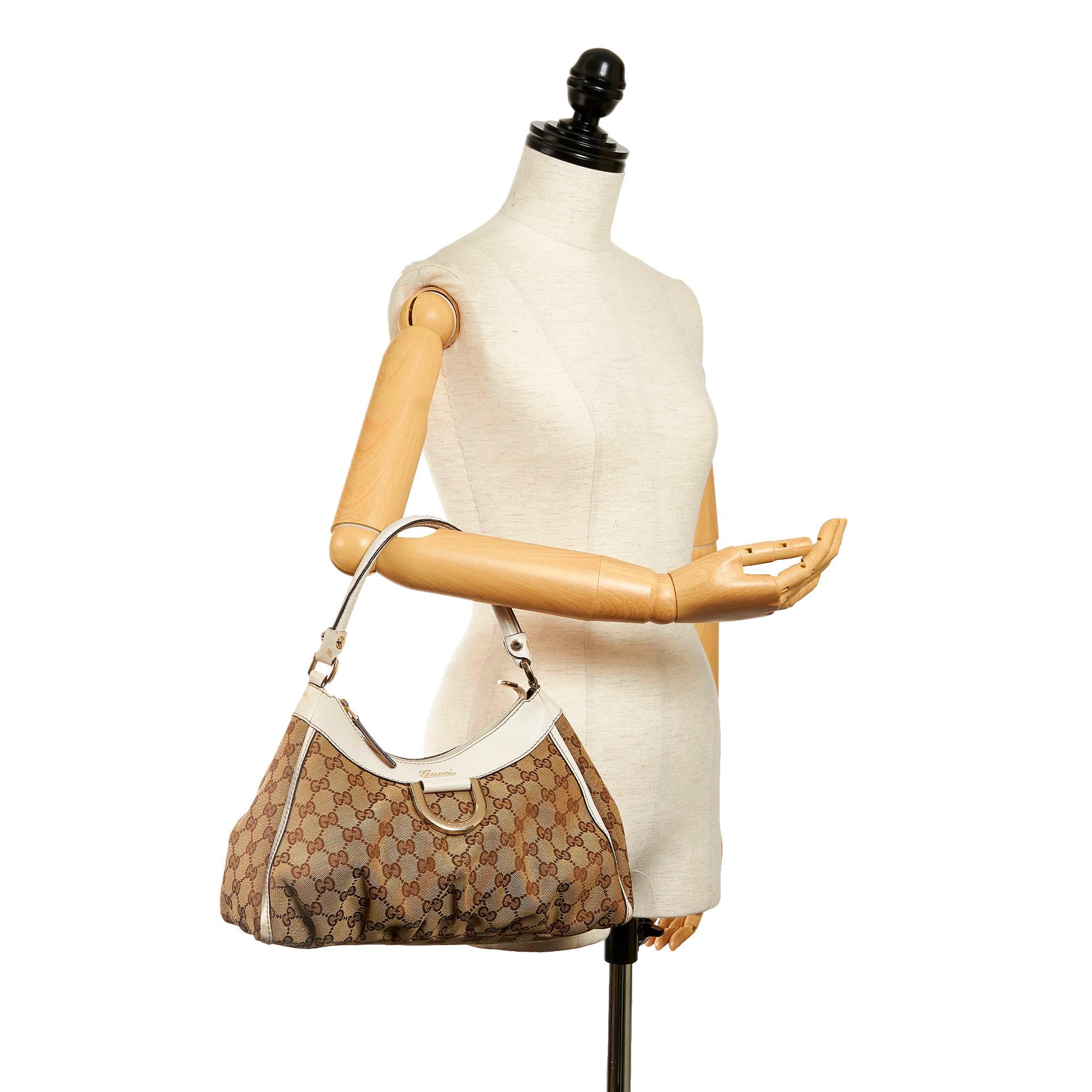 Gucci GG Canvas Abbey D-Ring Shoulder Bag (SHG-30987)
