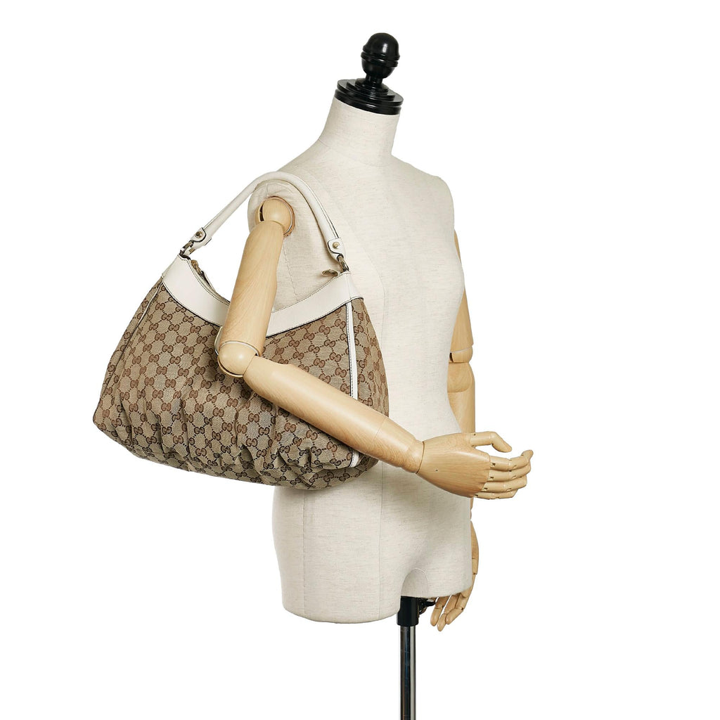 Gucci GG Canvas Abbey D-Ring Shoulder Bag (SHG-34226)