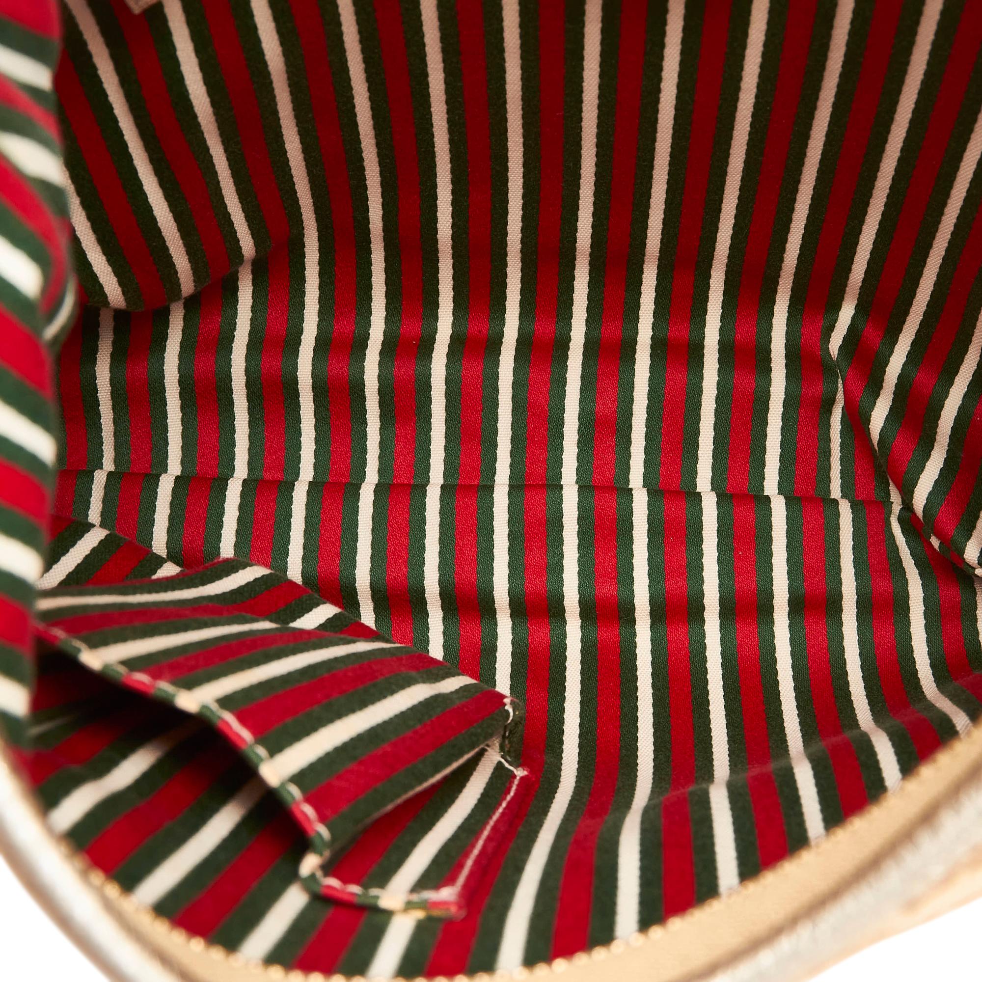 Gucci GG Canvas Abbey D-Ring Shoulder Bag (SHG-34762)