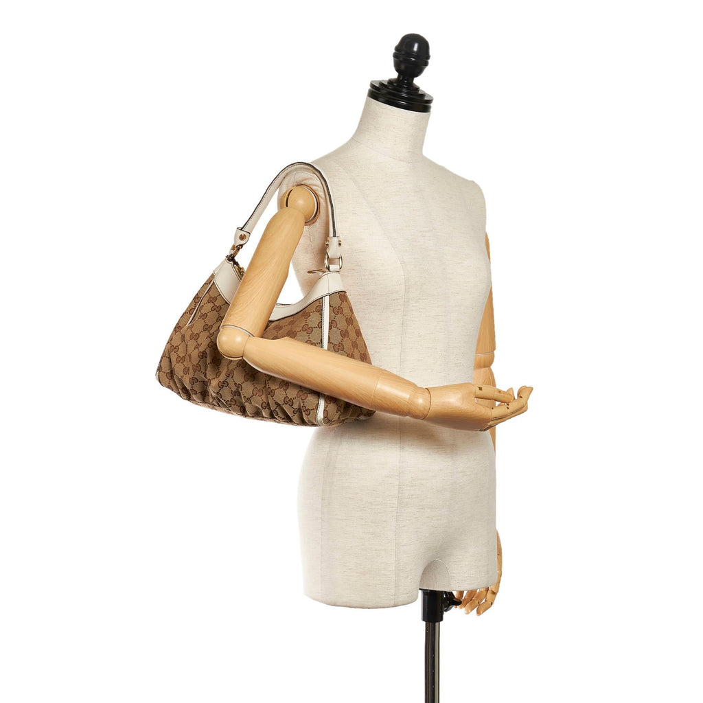 Gucci GG Canvas Abbey D-Ring Shoulder Bag (SHG-36150)