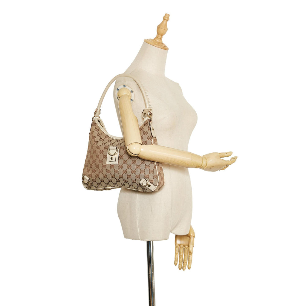 Gucci GG Canvas Abbey D-Ring Shoulder Bag (SHG-37903)