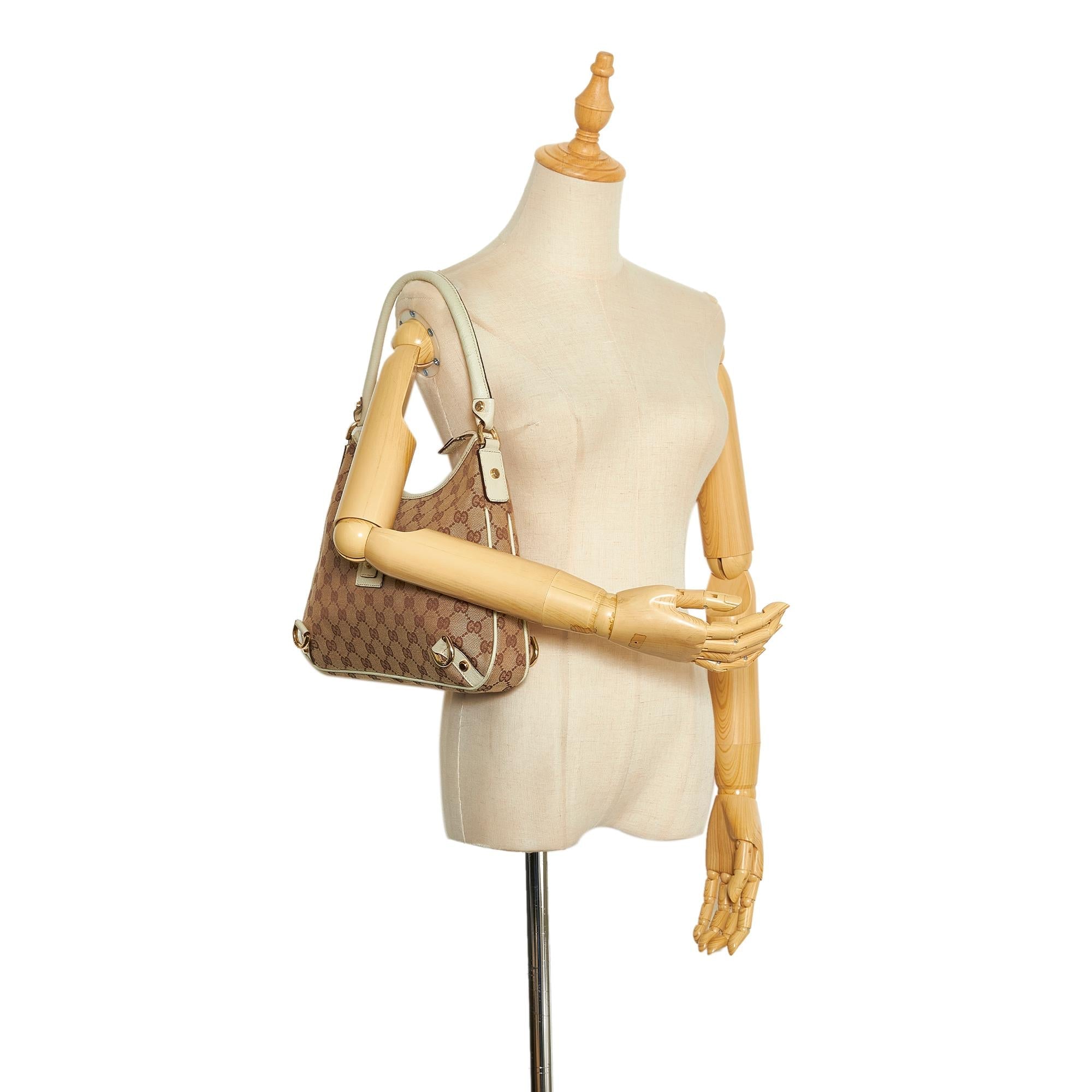 Gucci GG Canvas Abbey D-Ring Shoulder Bag (SHG-F1G55E)