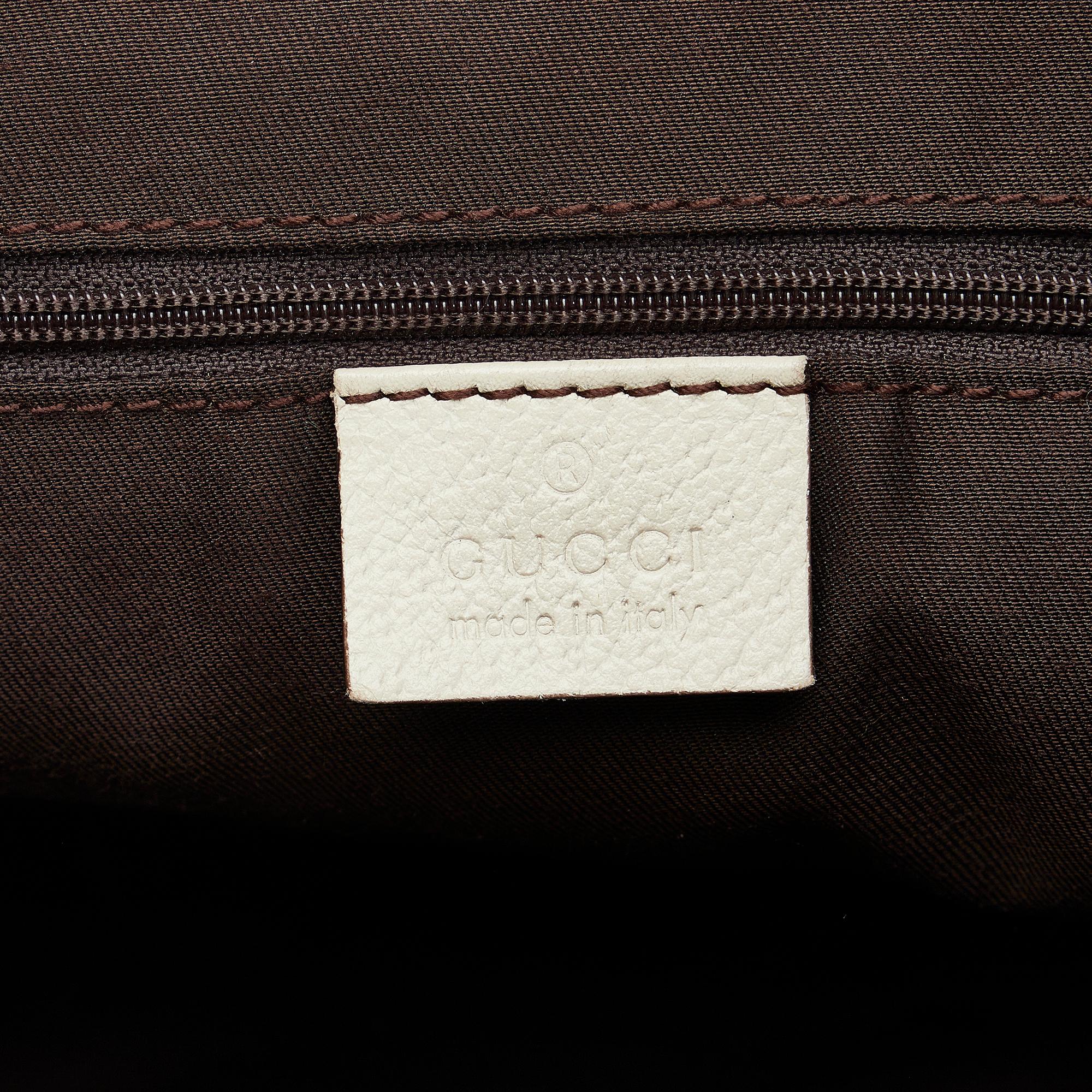 Gucci GG Canvas Abbey D-Ring Shoulder Bag (SHG-JCJfEX)