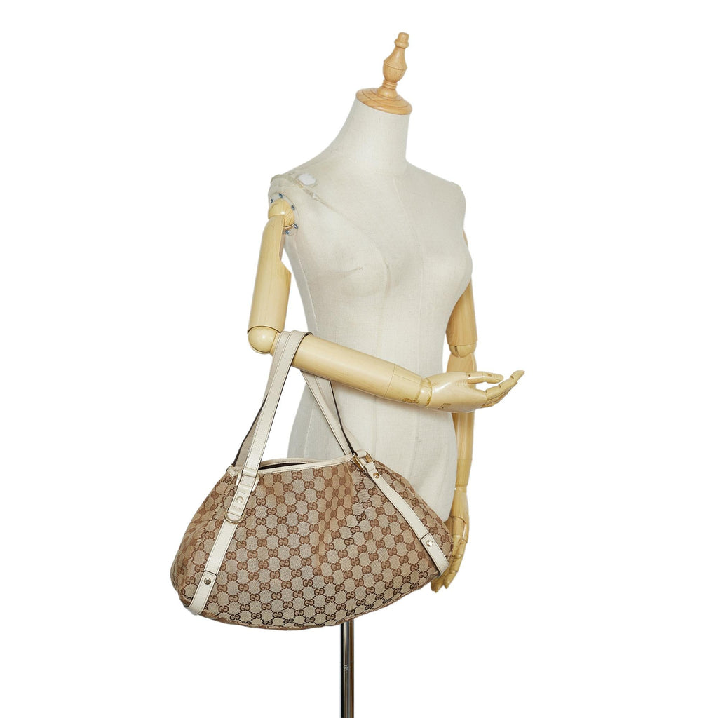 Gucci GG Canvas Abbey D-Ring Shoulder Bag (SHG-7lrnKn)