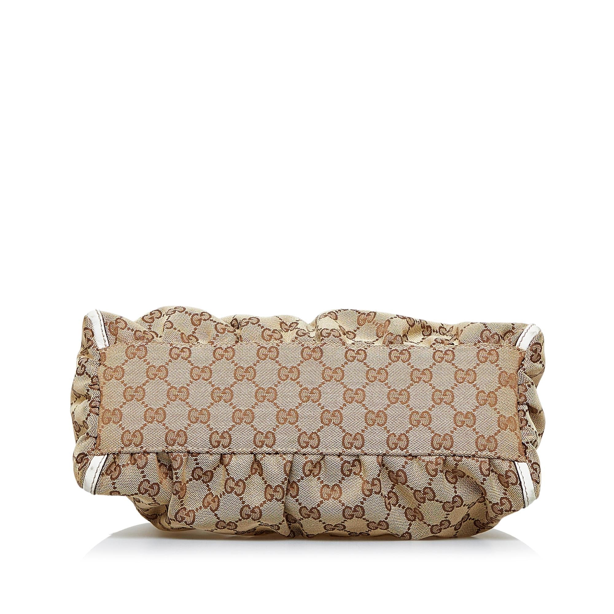 Gucci GG Canvas Abbey D-Ring Shoulder Bag (SHG-rFztis)