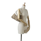 Gucci GG Canvas Abbey D-Ring Shoulder Bag (SHG-zvolsE)