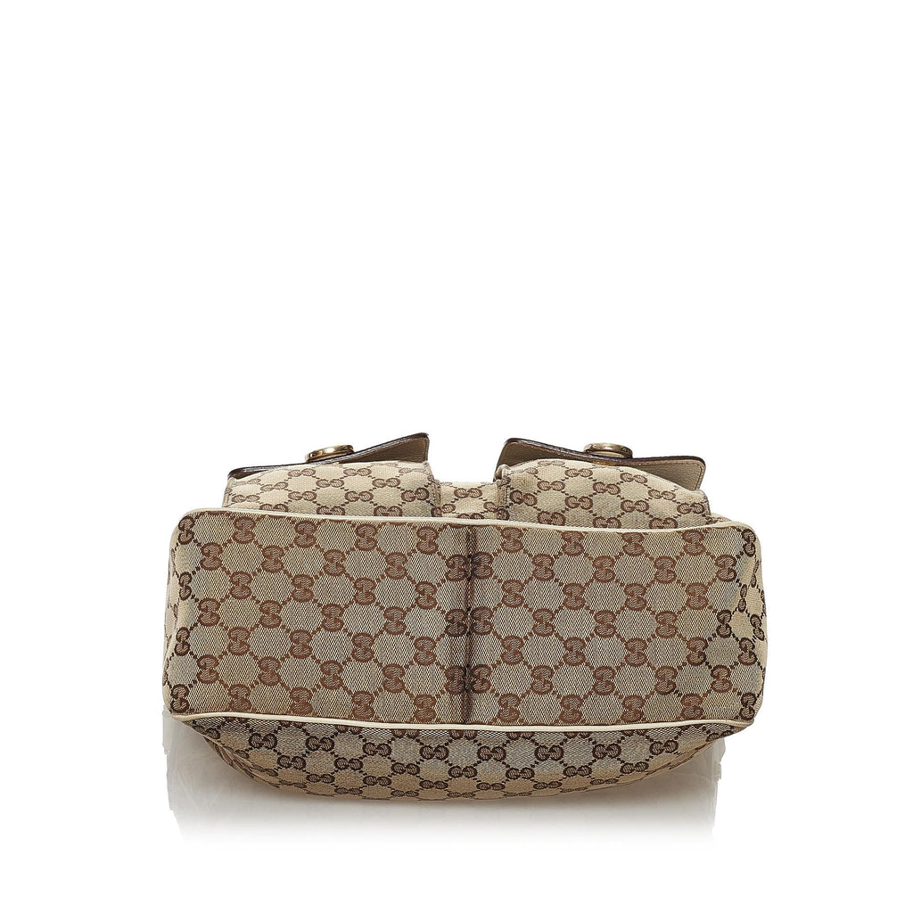 Gucci GG Canvas Abbey Shoulder Bag (SHG-34160)