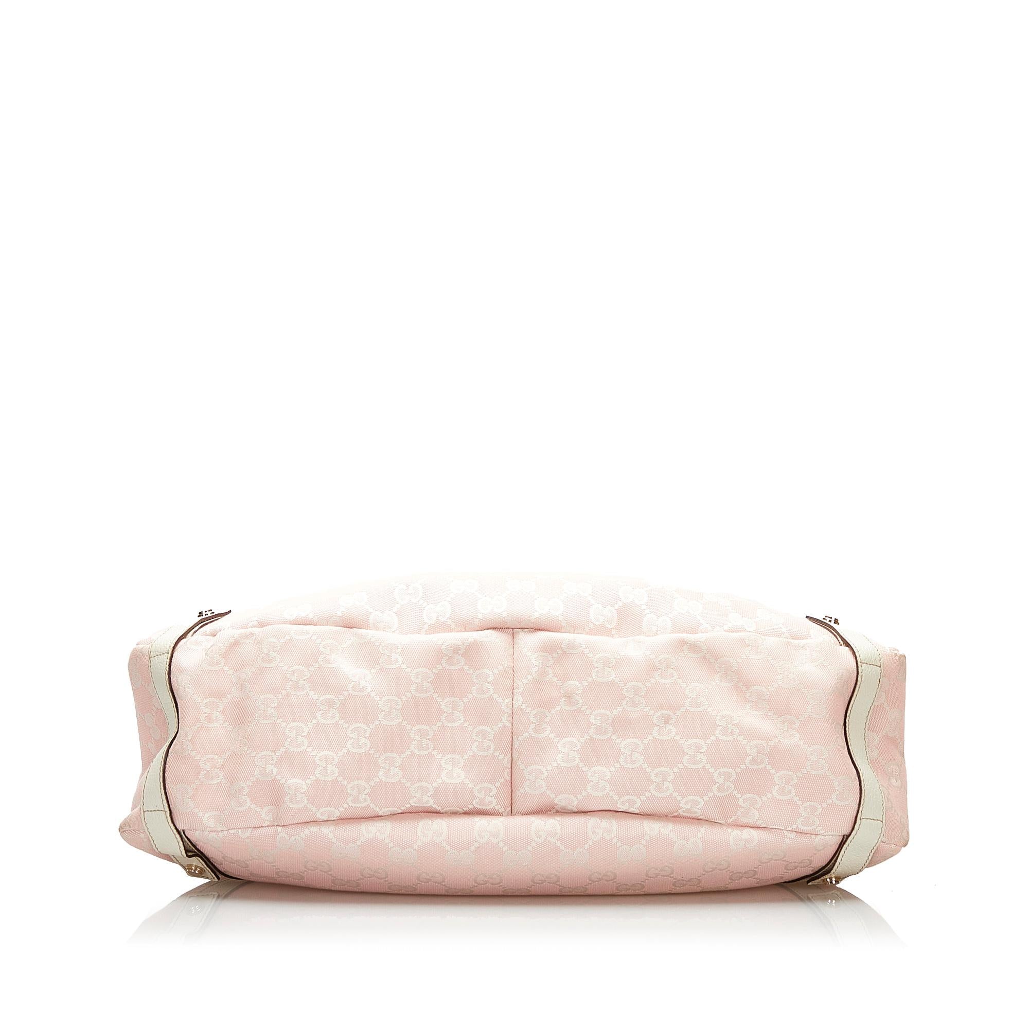 Gucci GG Canvas Abbey Shoulder Bag (SHG-35503)