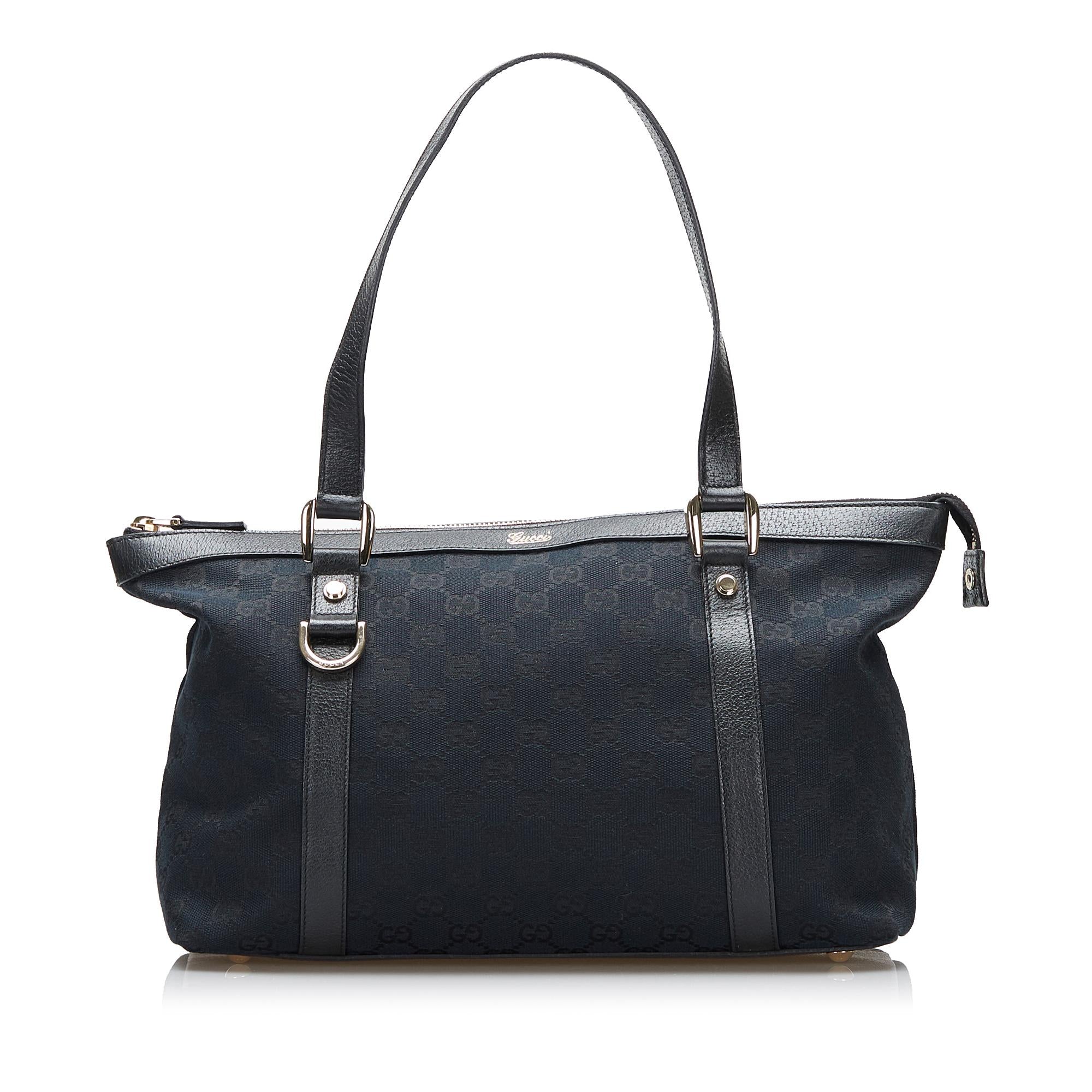 Gucci GG Canvas Abbey Shoulder Bag (SHG-fK7hlv)