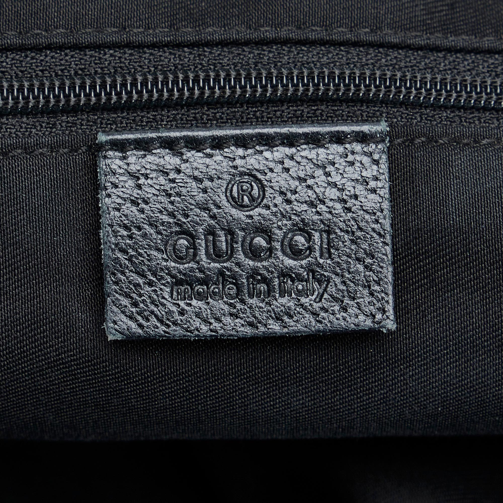 Gucci GG Canvas Abbey Shoulder Bag (SHG-hbqitq)