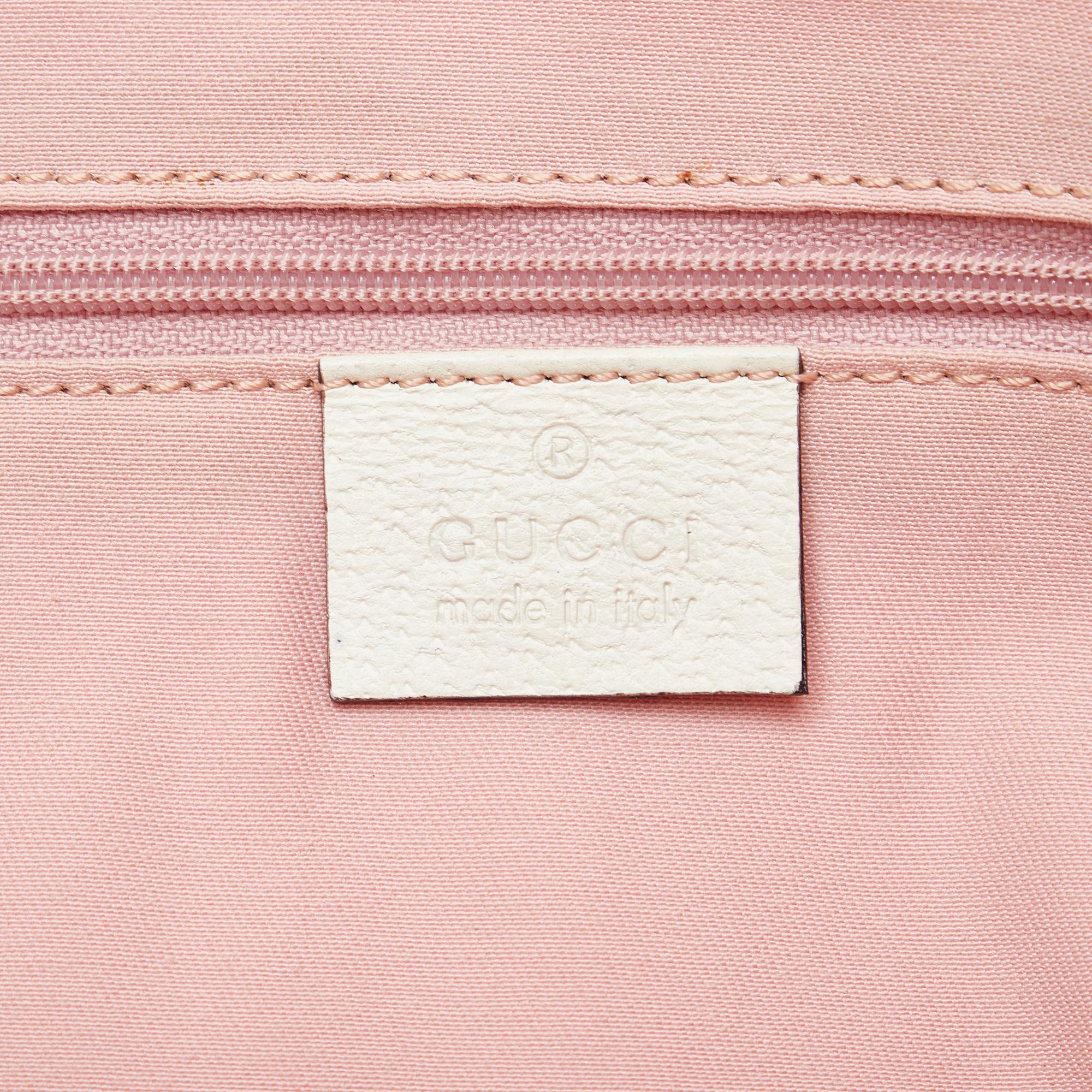 Gucci GG Canvas Abbey Shoulder Bag (SHG-Fxigmo)