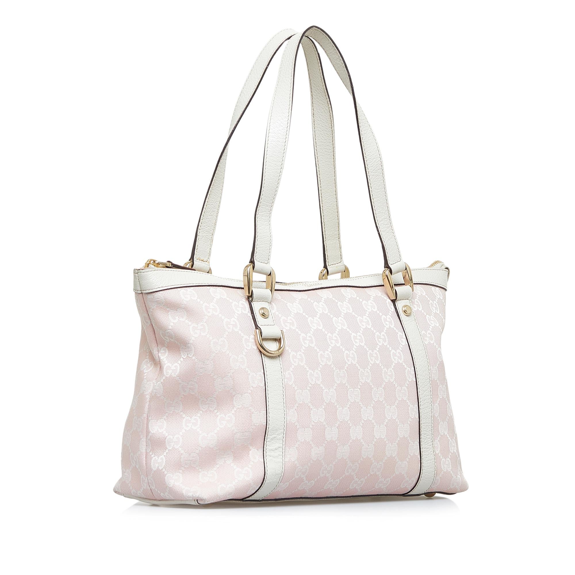 Gucci GG Canvas Abbey Shoulder Bag (SHG-Fxigmo)