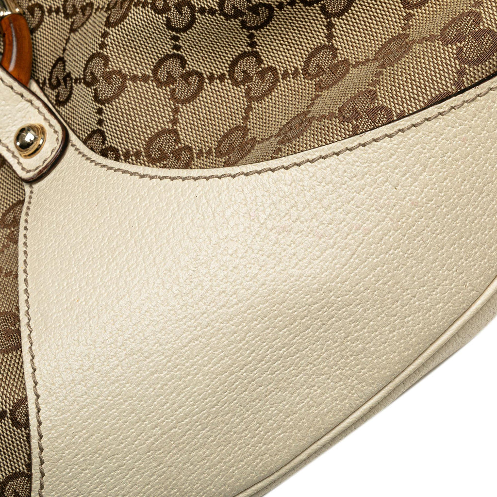 Gucci GG Canvas Amalfi Hobo Bag (SHG-iL3gG4)