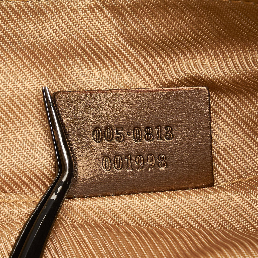 Gucci GG Canvas Baguette (SHG-znjlTx)