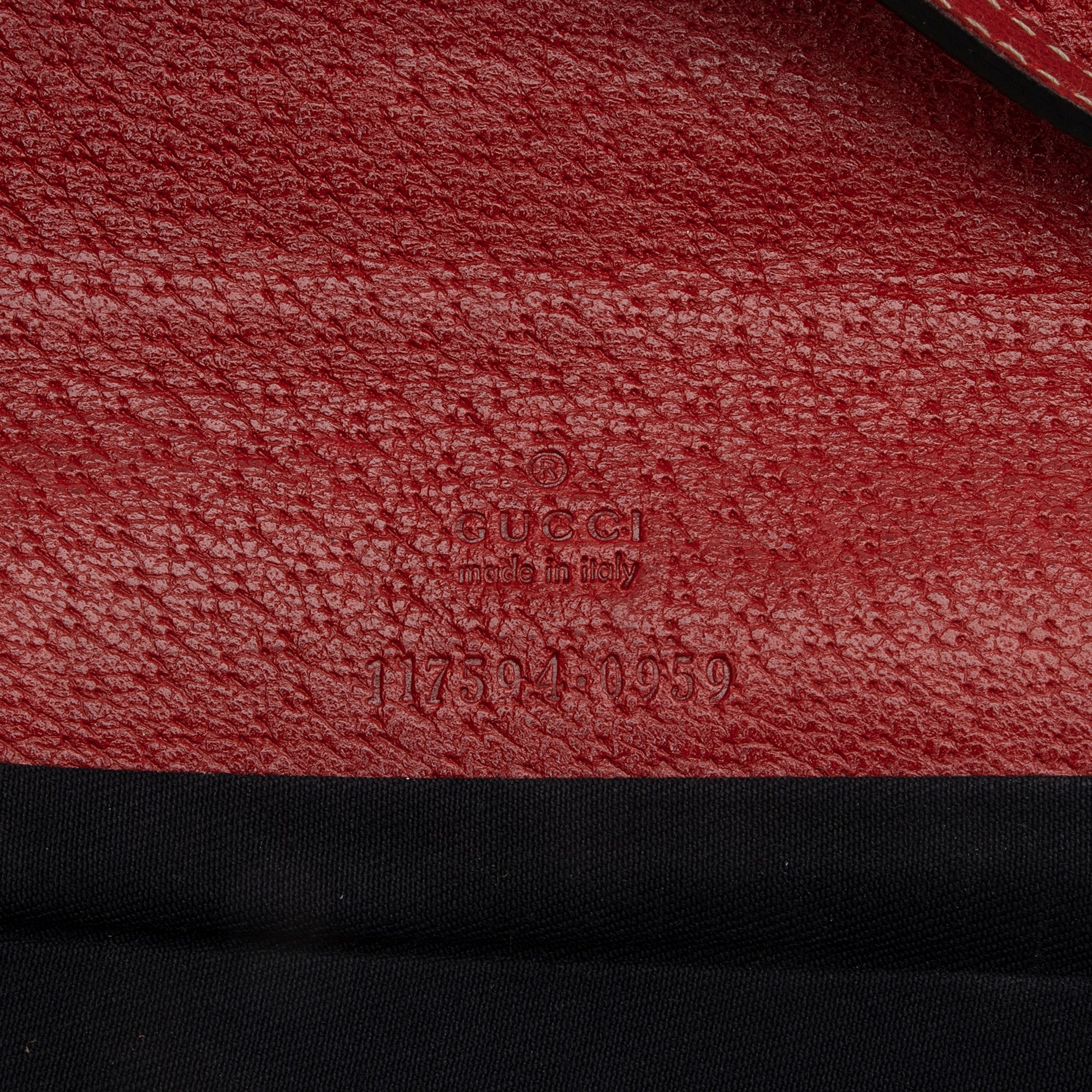 Gucci GG Canvas Bamboo Bar Clutch (SHF-23324)