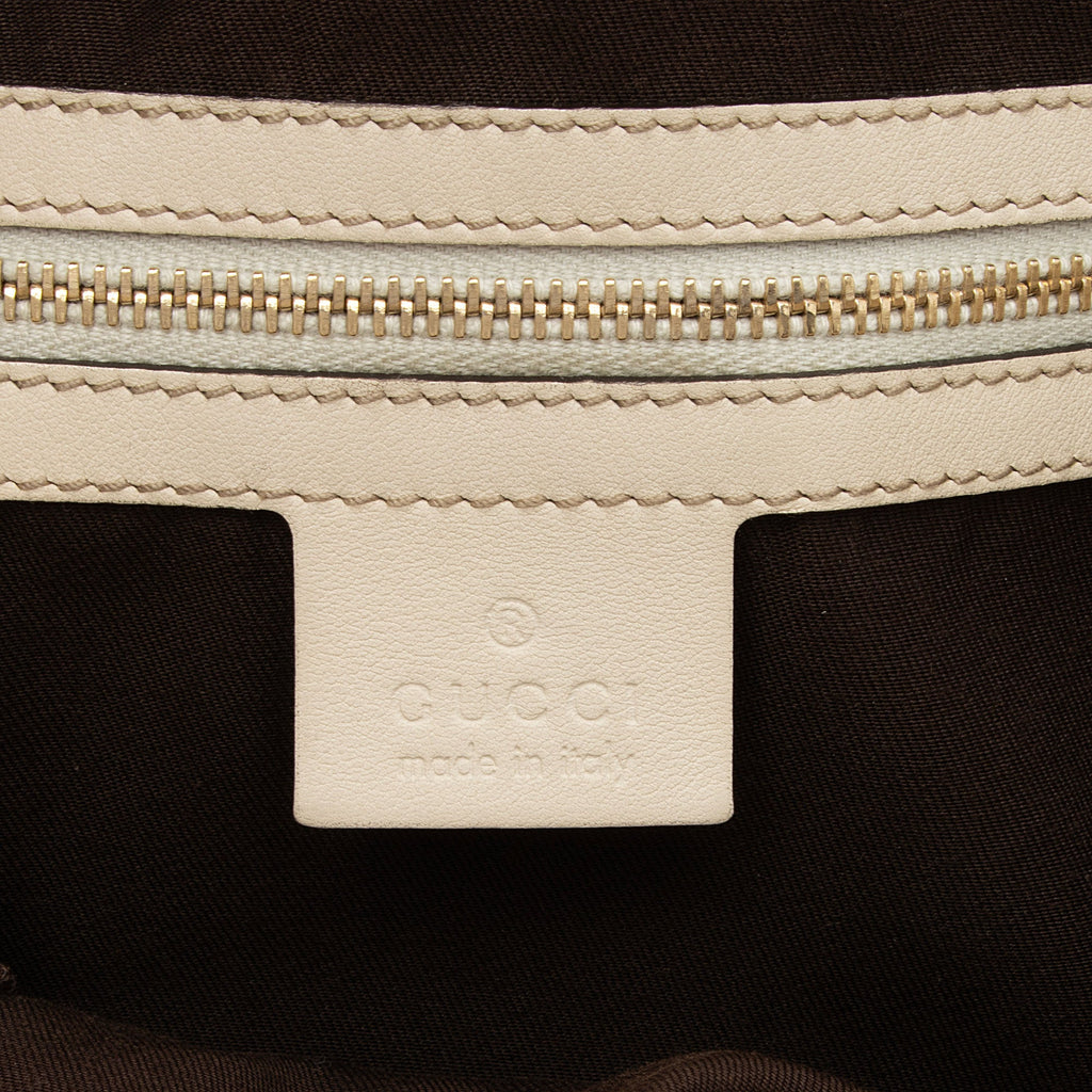 Gucci GG Canvas Bamboo Peggy Shoulder Bag (SHF-Ygbm96)