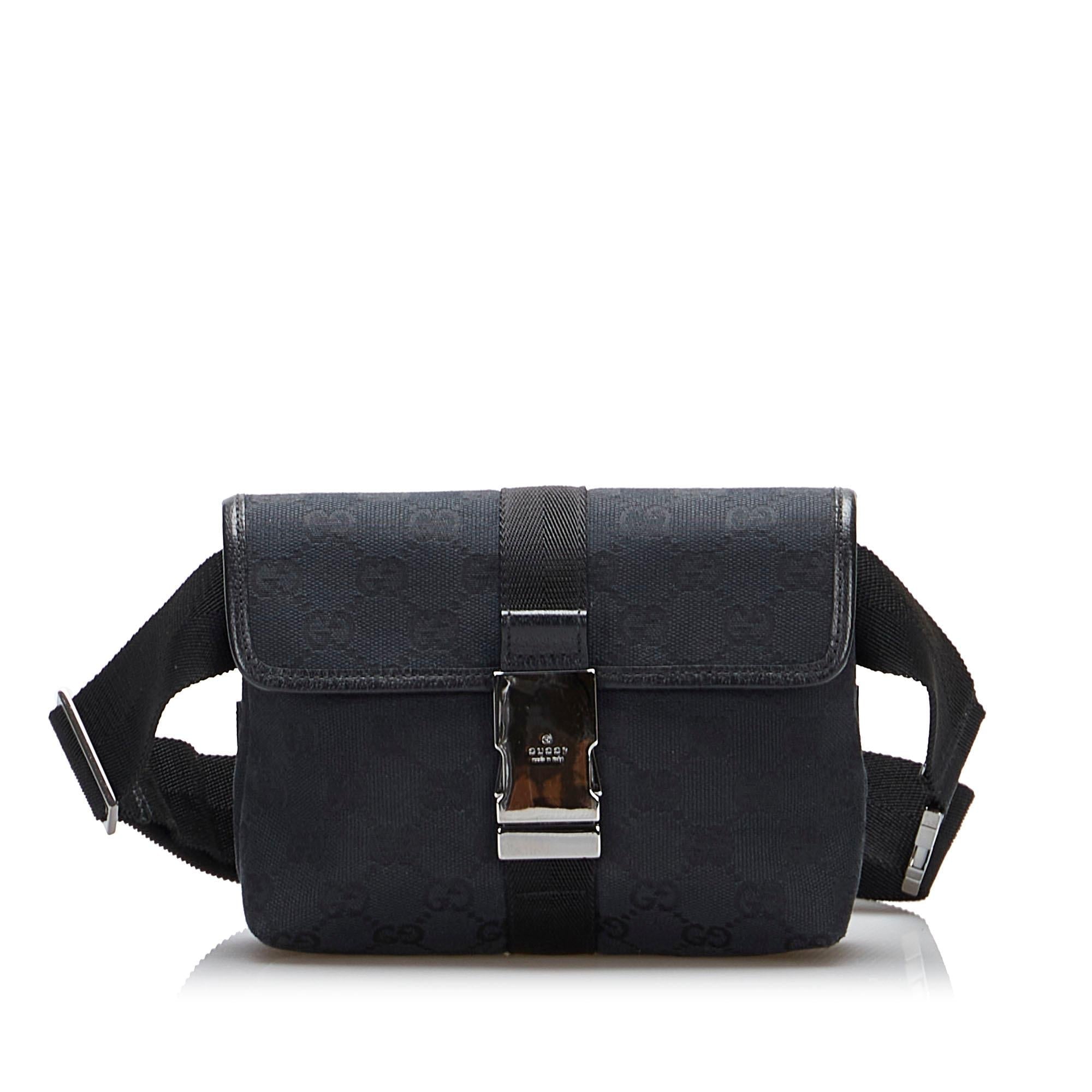Gucci GG Canvas Belt Bag (SHG-OmJYck)