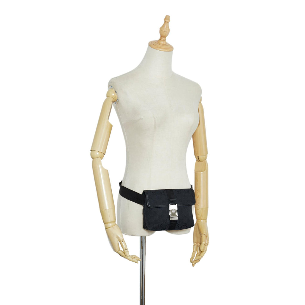 Gucci GG Canvas Belt Bag (SHG-bhHc1K)
