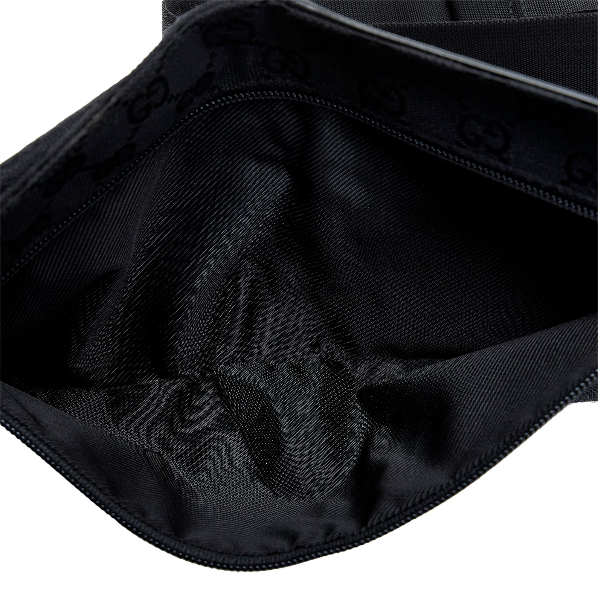 Gucci GG Canvas Belt Bag (SHG-CBVv3w)