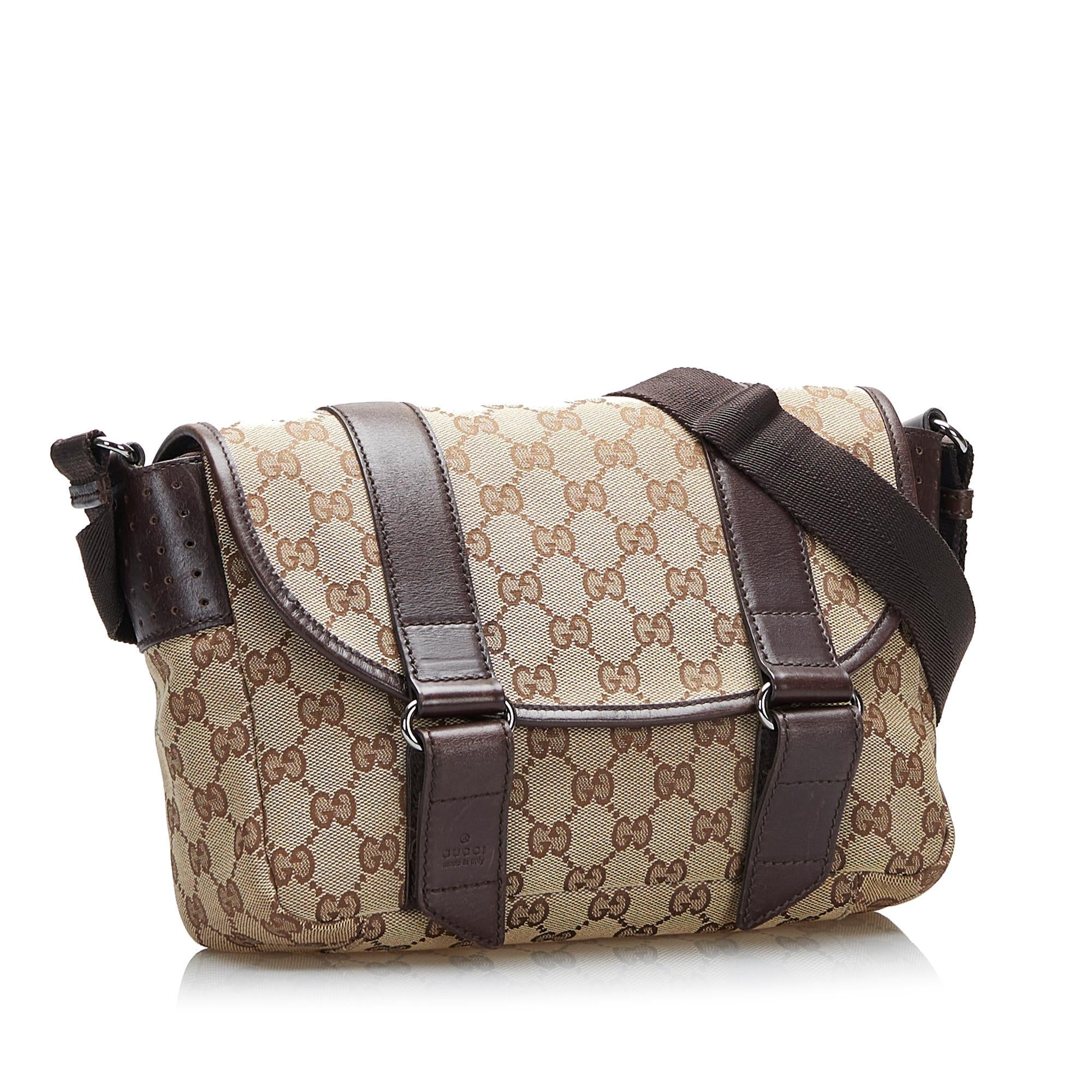 Gucci GG Canvas Belt Flap Messenger (SHG-gesAaY)